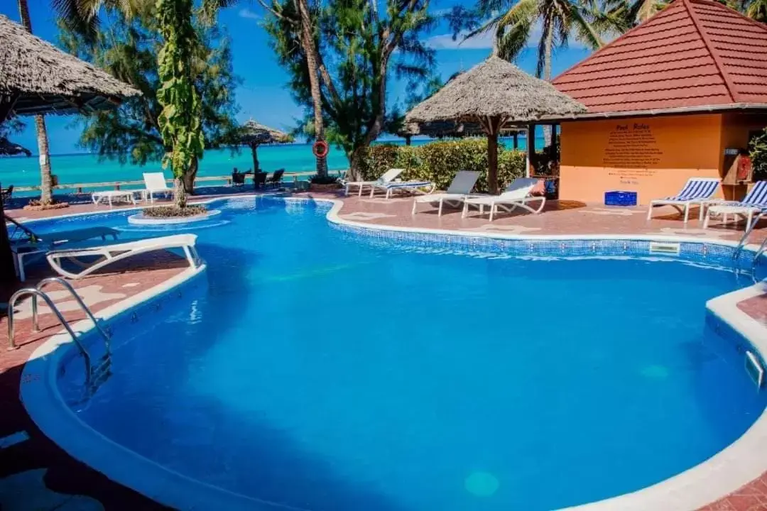 Swimming Pool in Mnarani Beach Cottages