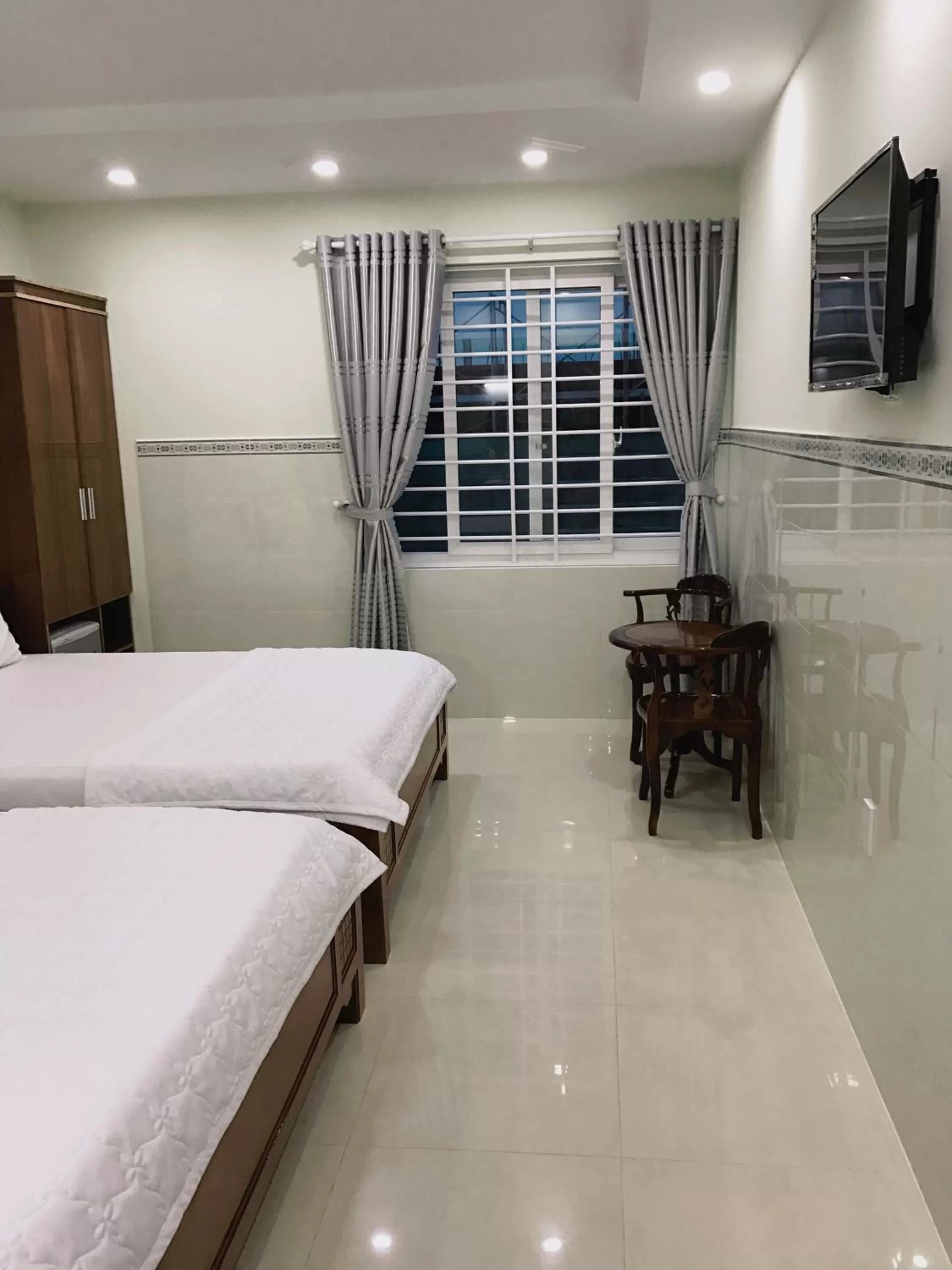 Photo of the whole room in Hoang Phat Hotel