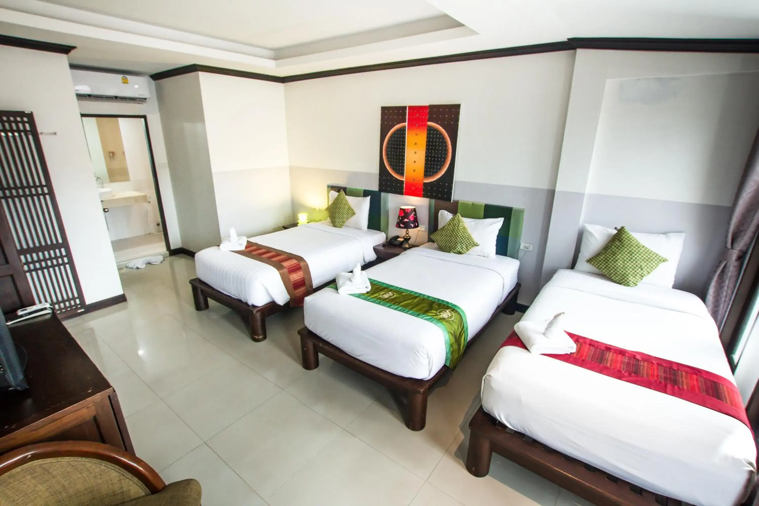 Photo of the whole room, Bed in Queen Boutique Hotel