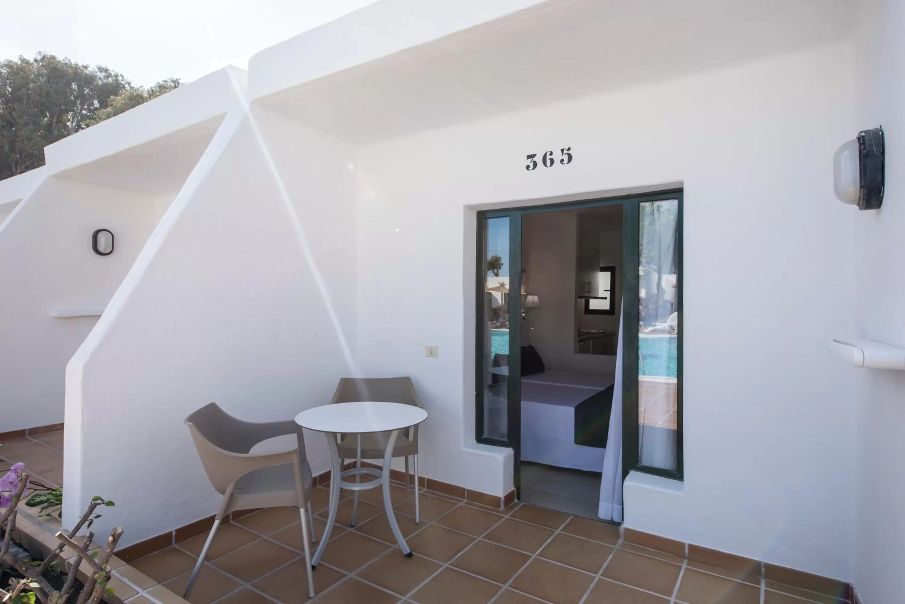 Balcony/Terrace in Hotel THB Flora