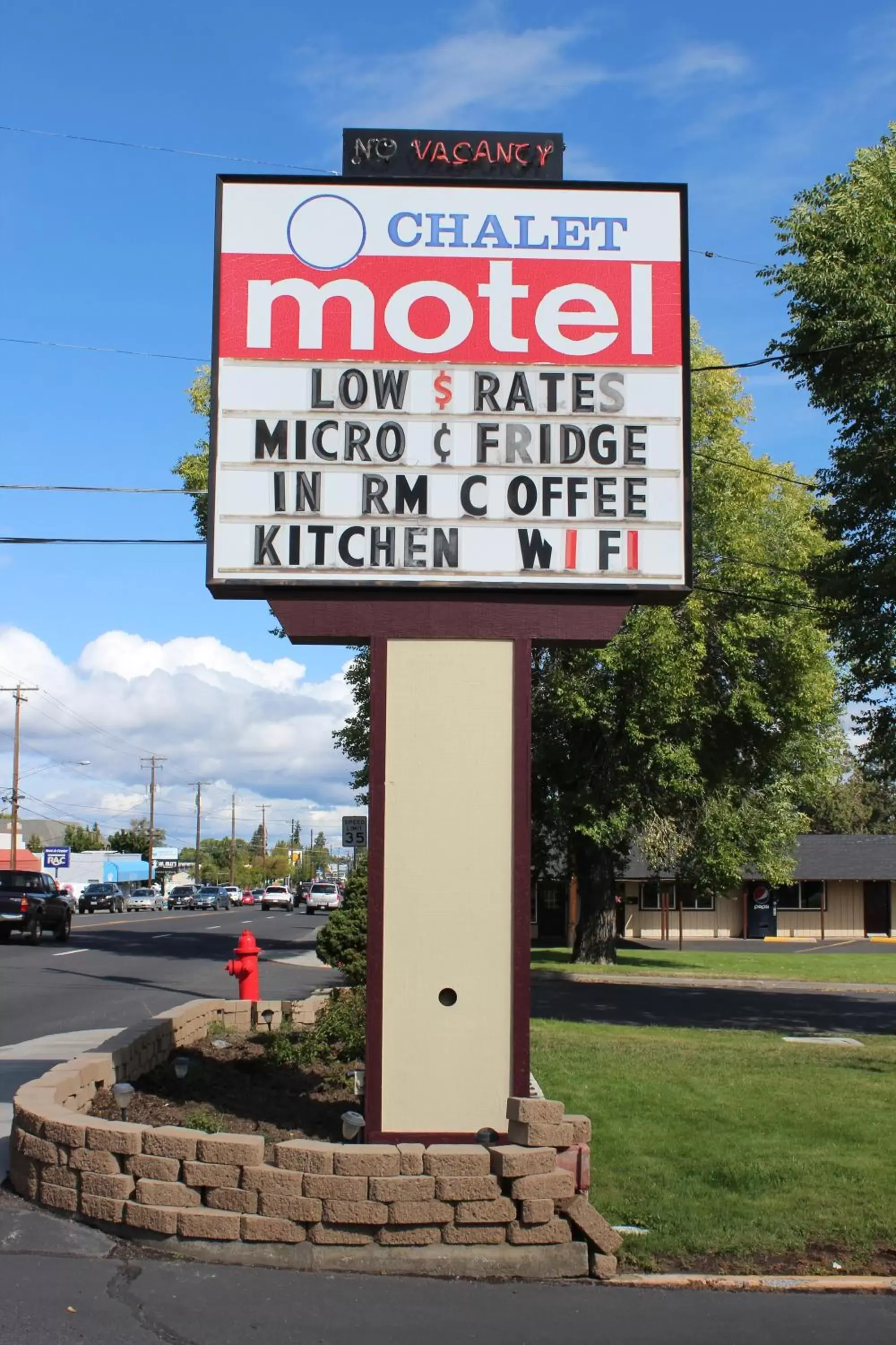 Property logo or sign, Property Building in Chalet Motel