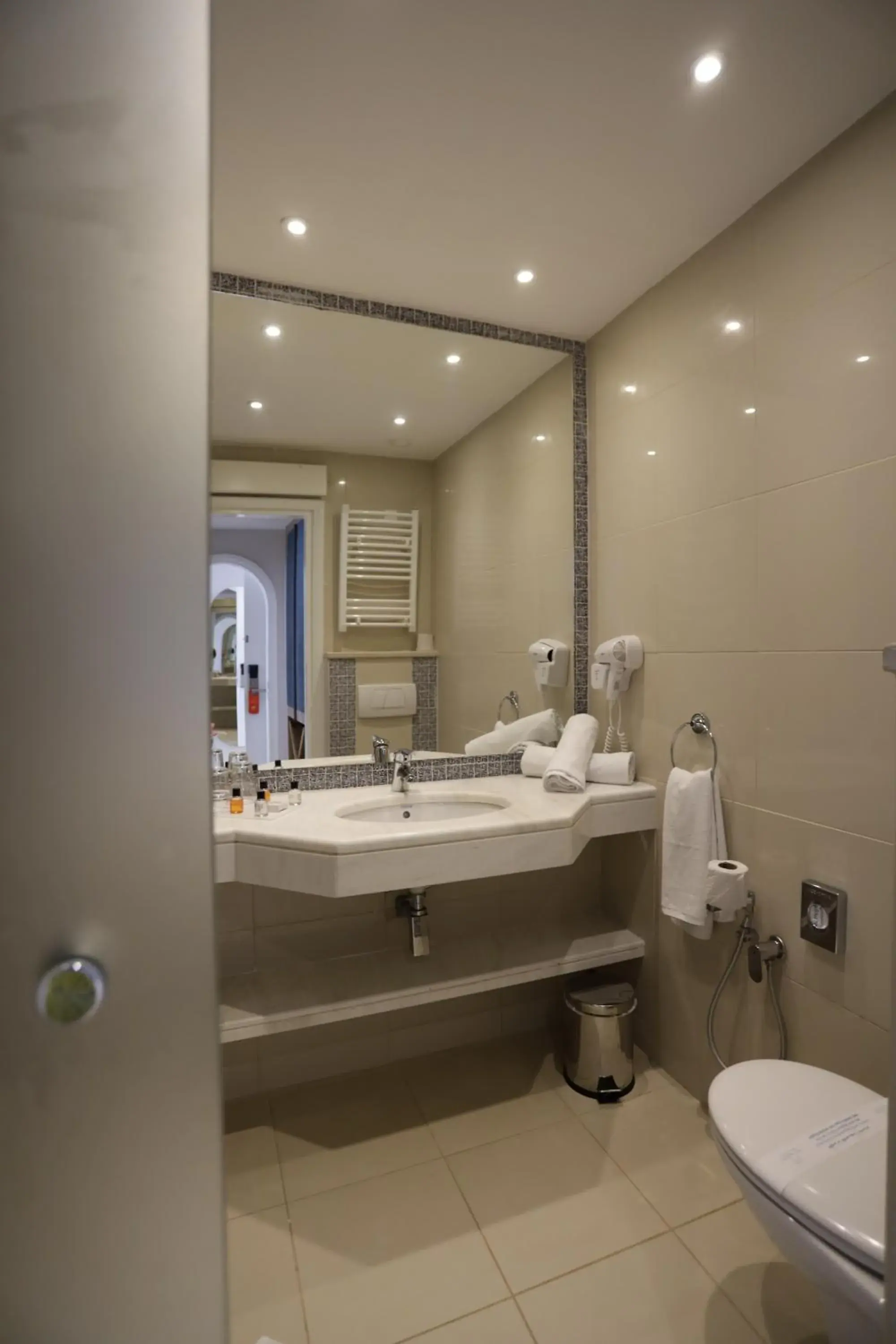 Bathroom in The Mirage Resort & SPA