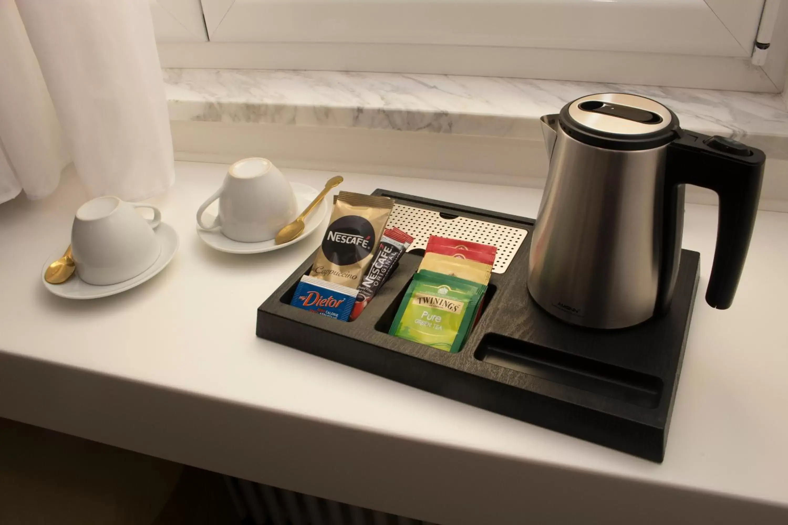 Coffee/tea facilities in Hotel Fiorentina