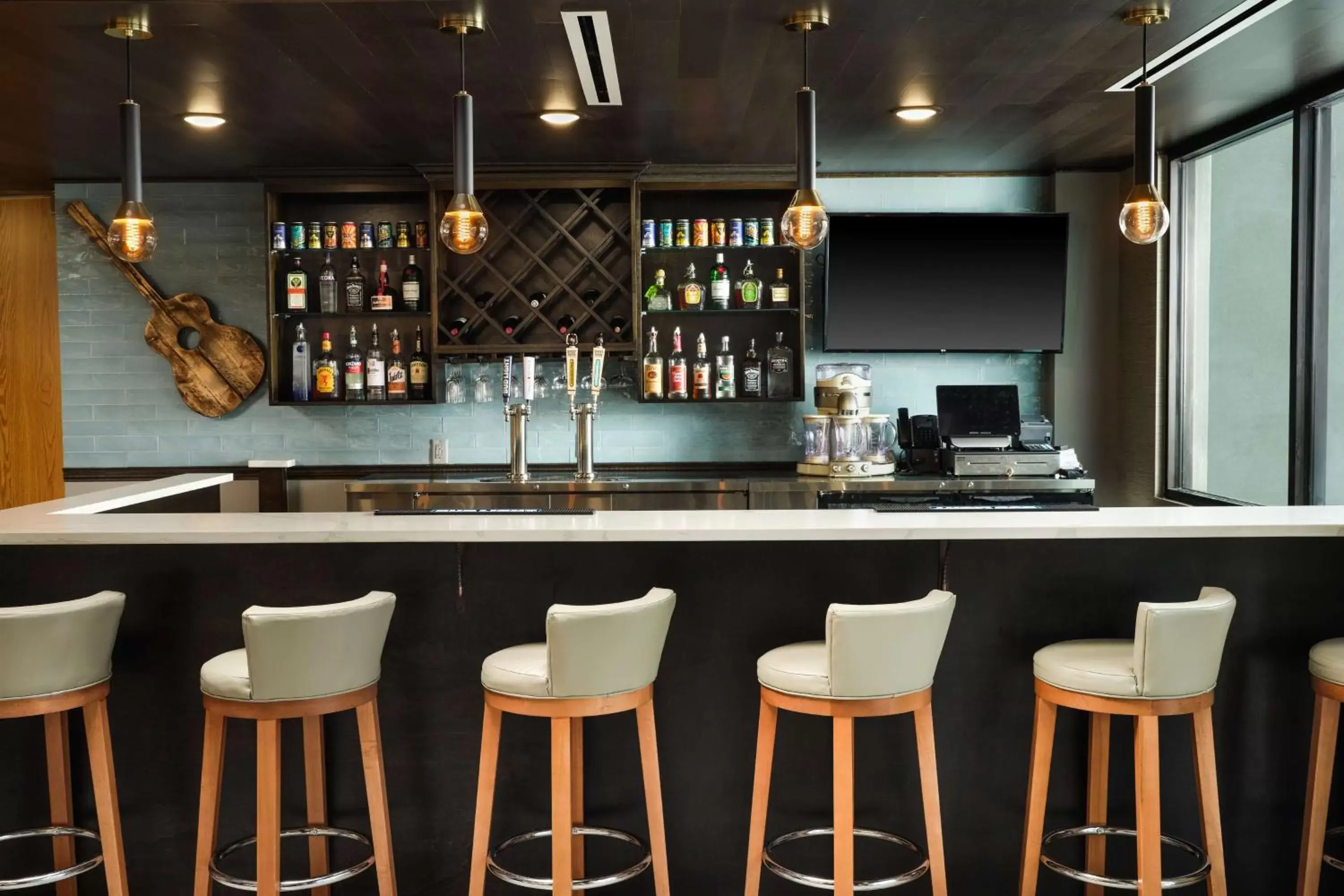 Lounge or bar, Lounge/Bar in Radisson Hotel West Memphis