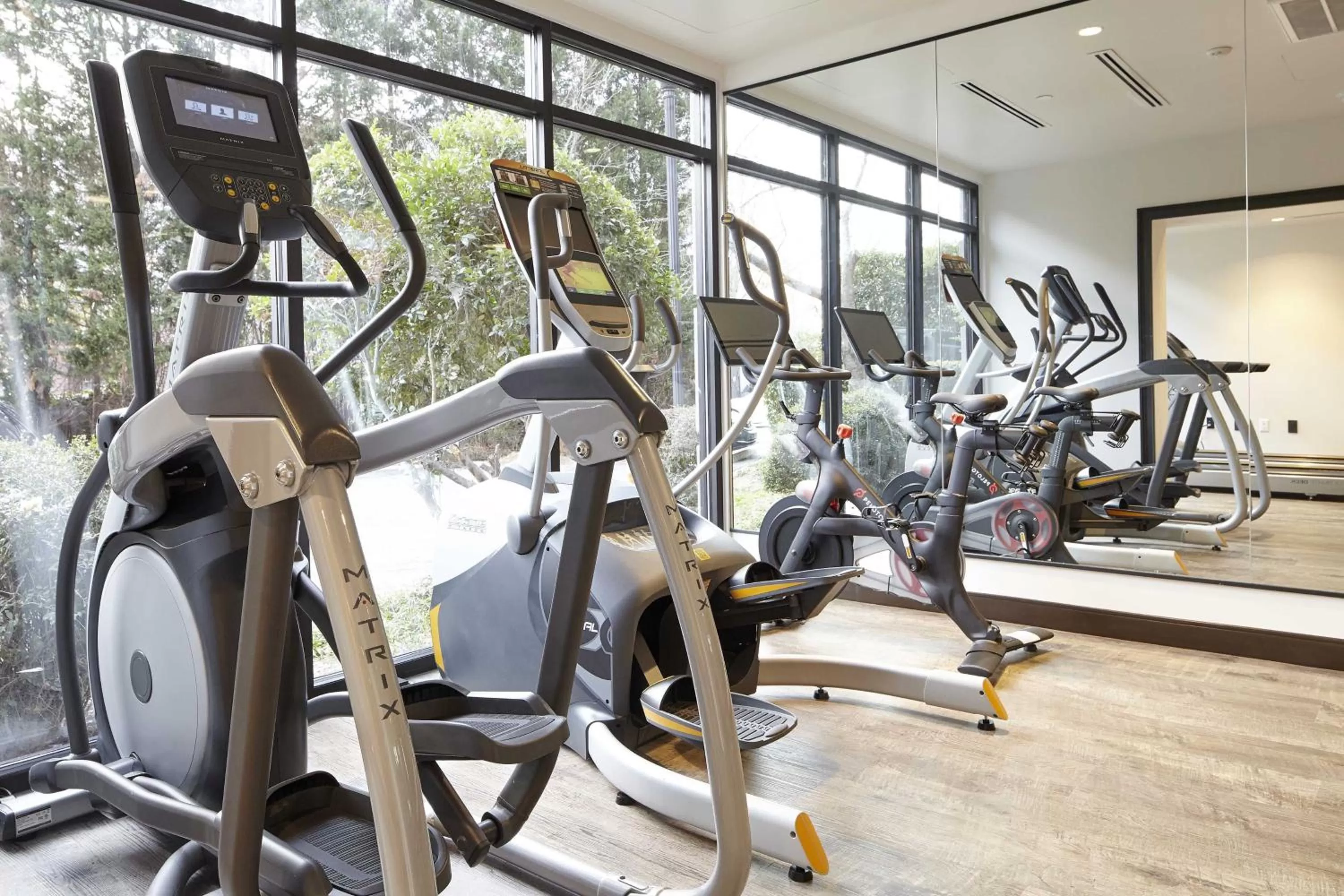 Fitness centre/facilities in The Burgess Hotel, Atlanta, a Tribute Portfolio Hotel