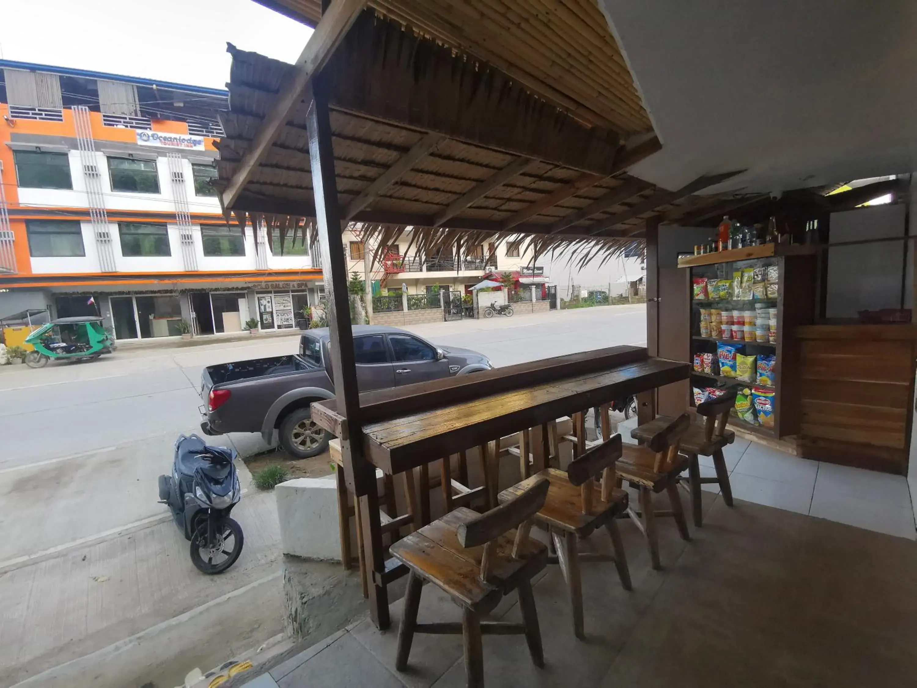 Restaurant/places to eat in El Nido One Hostel