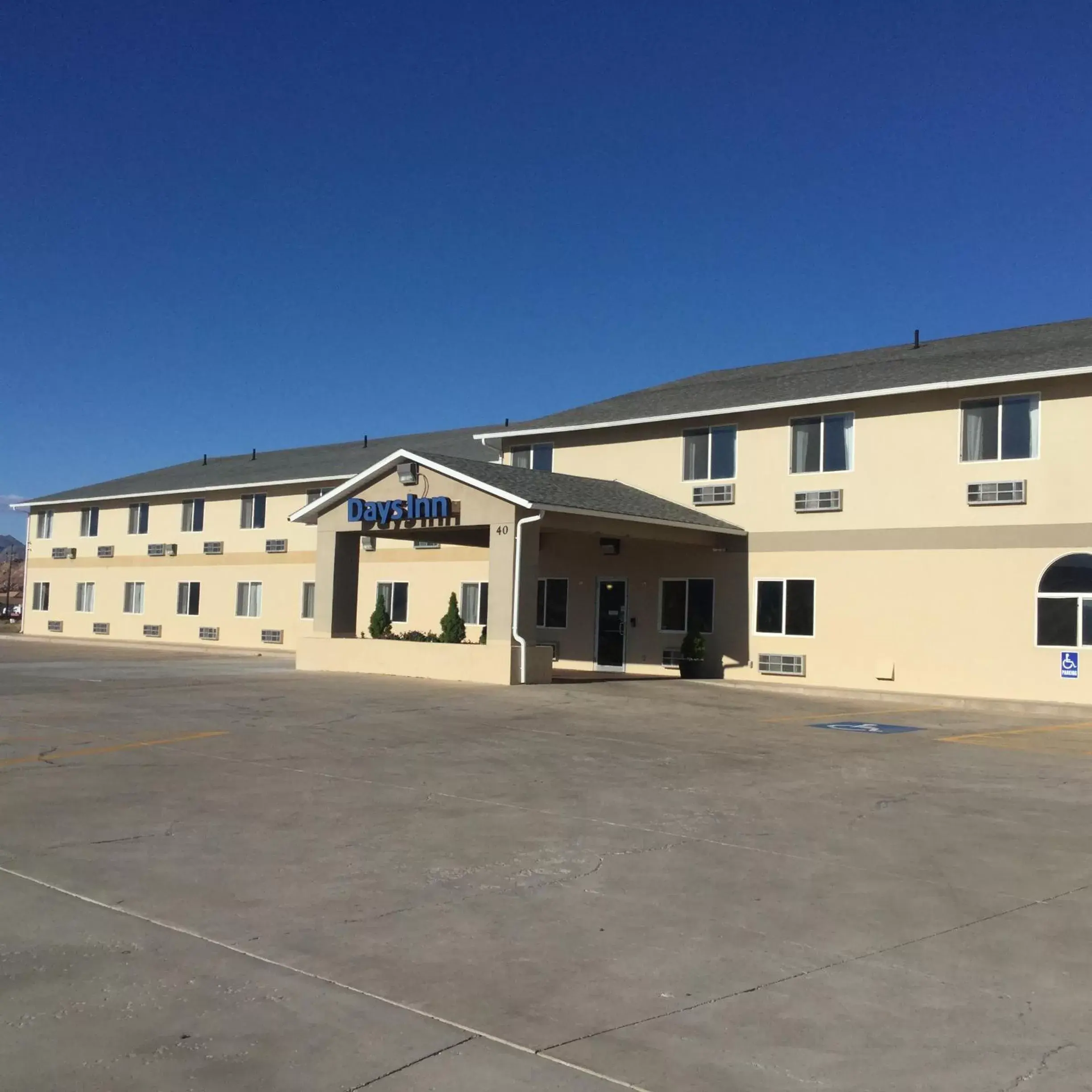 Bird's eye view, Property Building in Days Inn by Wyndham Hurricane/Zion National Park Area