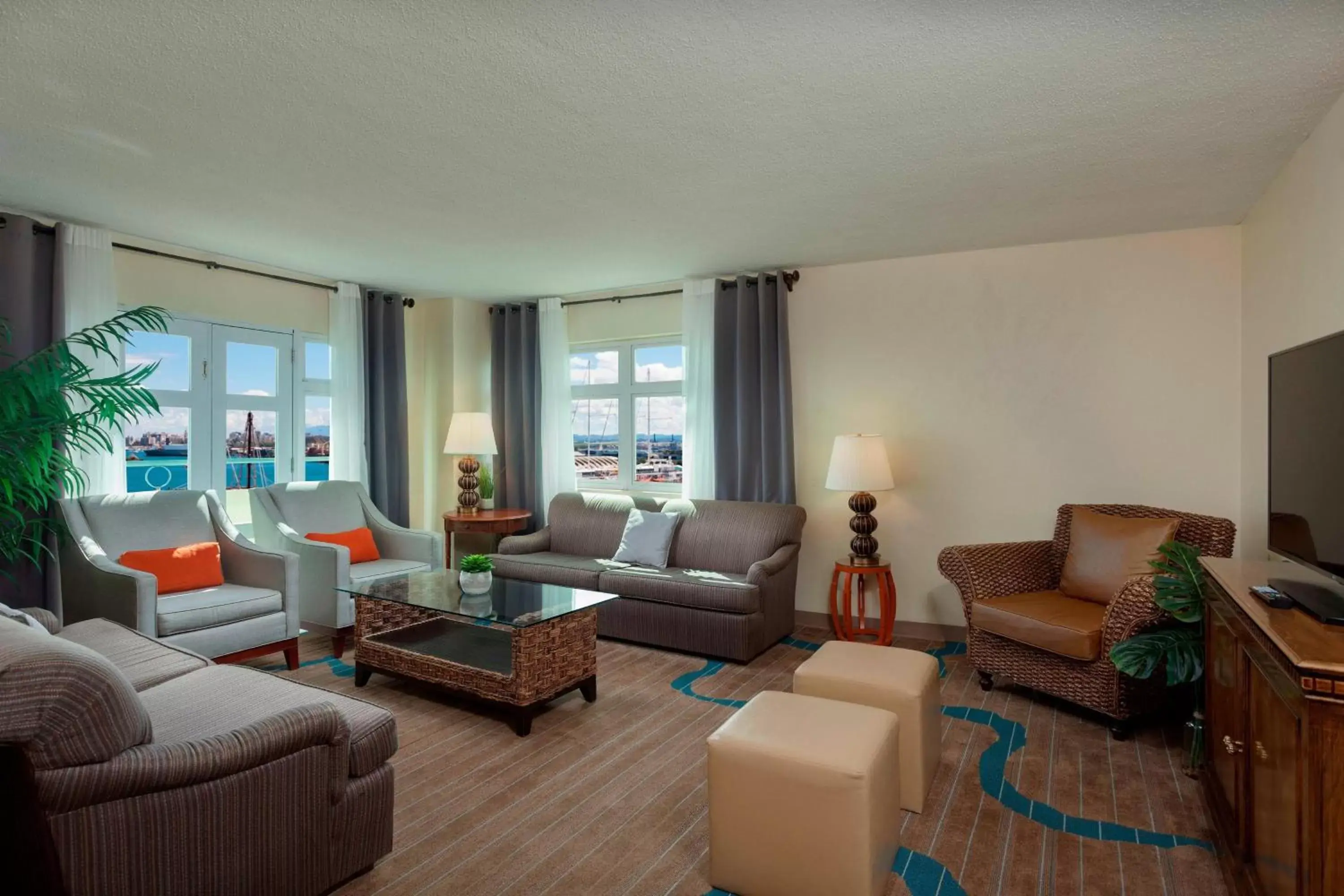 Bedroom, Seating Area in Sheraton Old San Juan Hotel