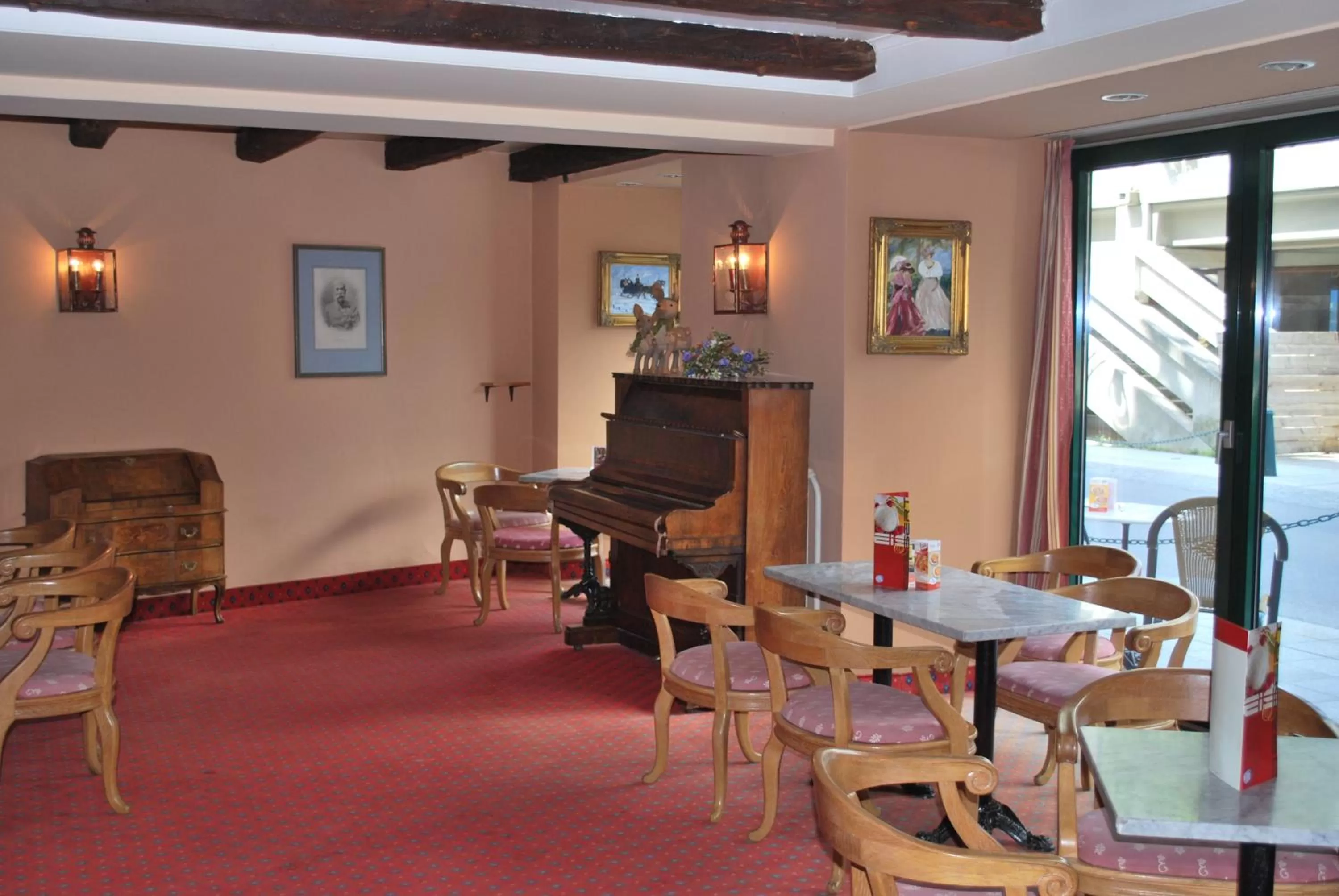 Lounge or bar in Thermal Resort Hotel Elisabethpark