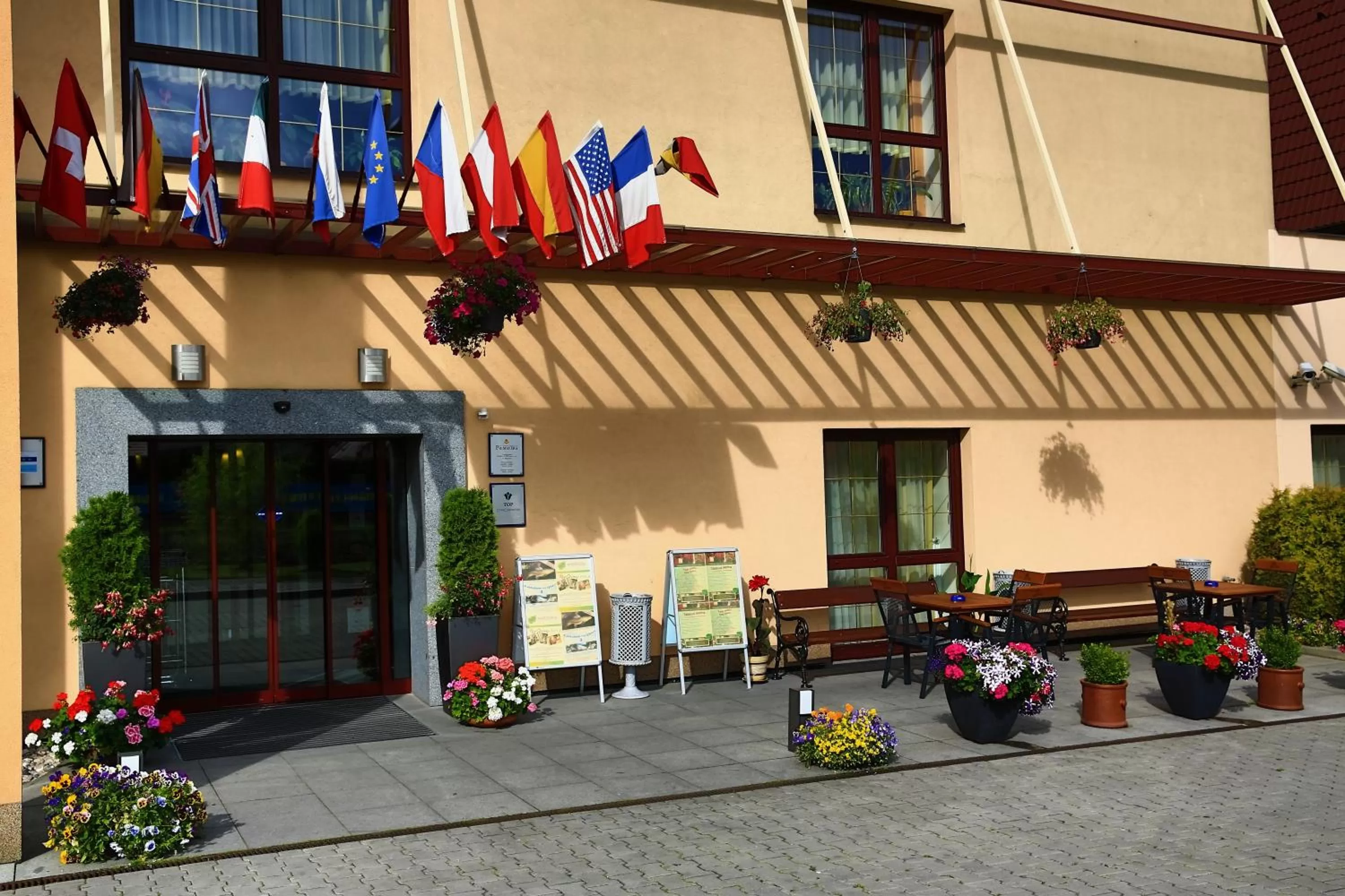 Facade/entrance in PRIMAVERA Hotel & Congress centre