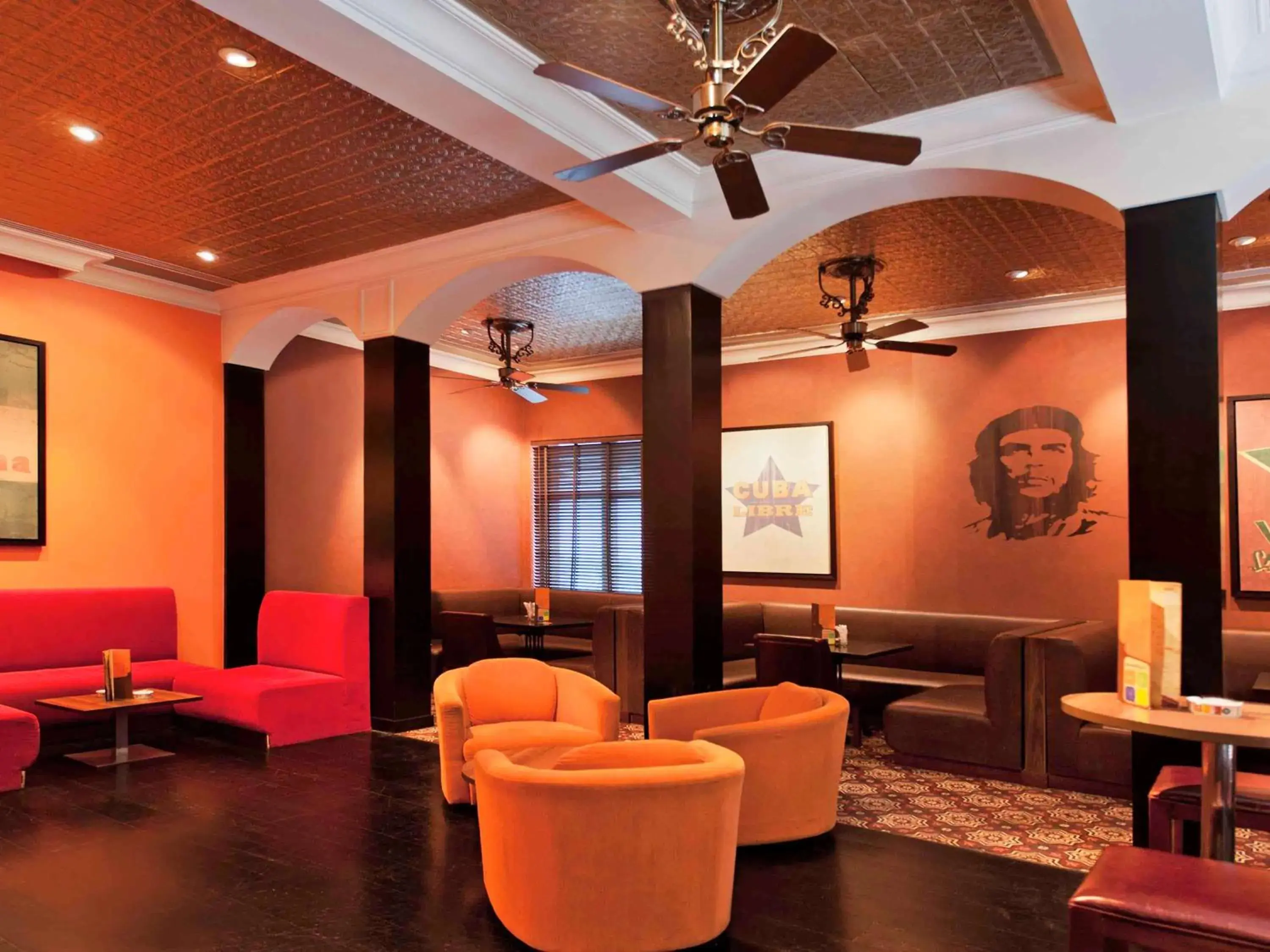 Lounge or bar, Lounge/Bar in Ibis Al Barsha
