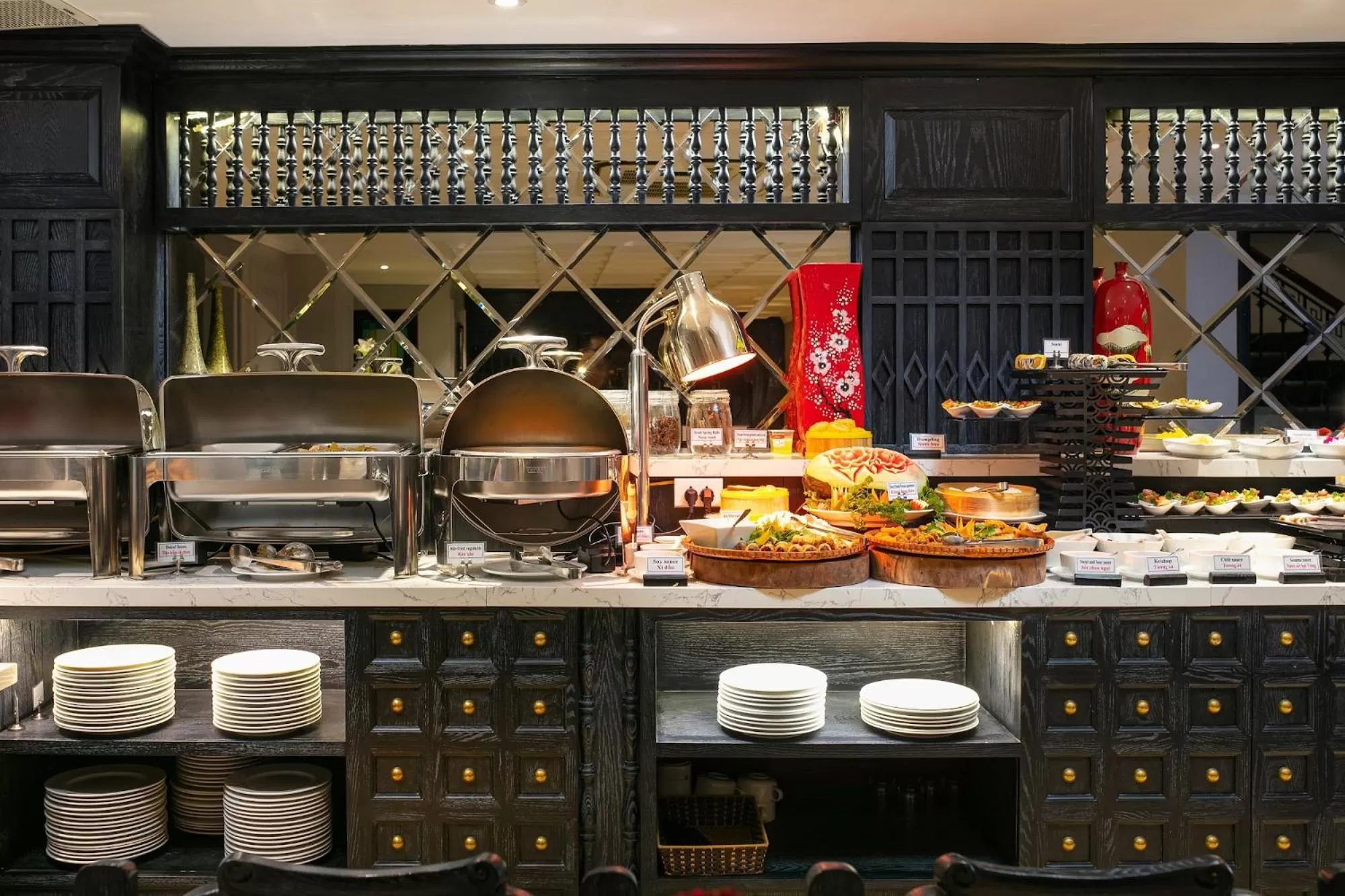 Food and drinks in Scent Premium Hotel