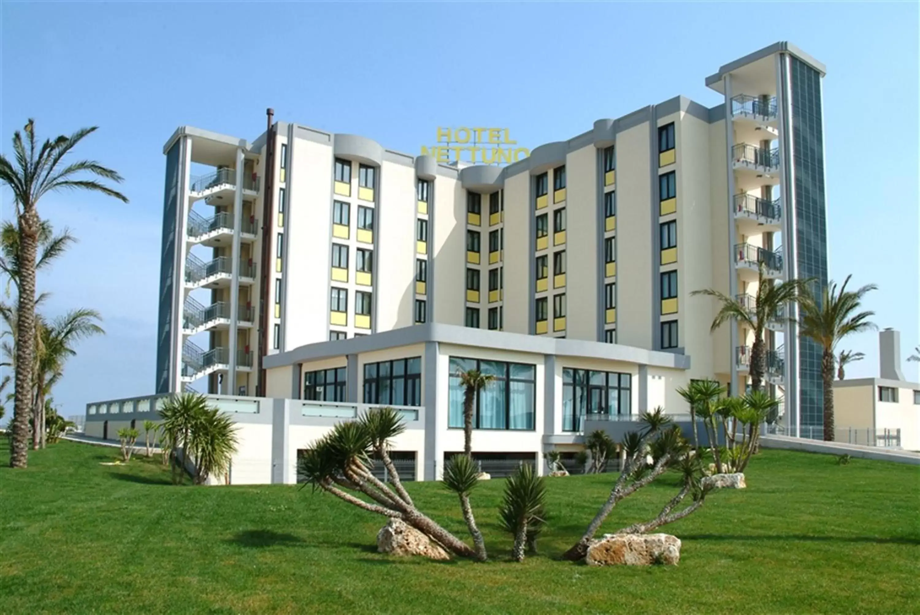 Facade/entrance, Property Building in Best Western Hotel Nettuno