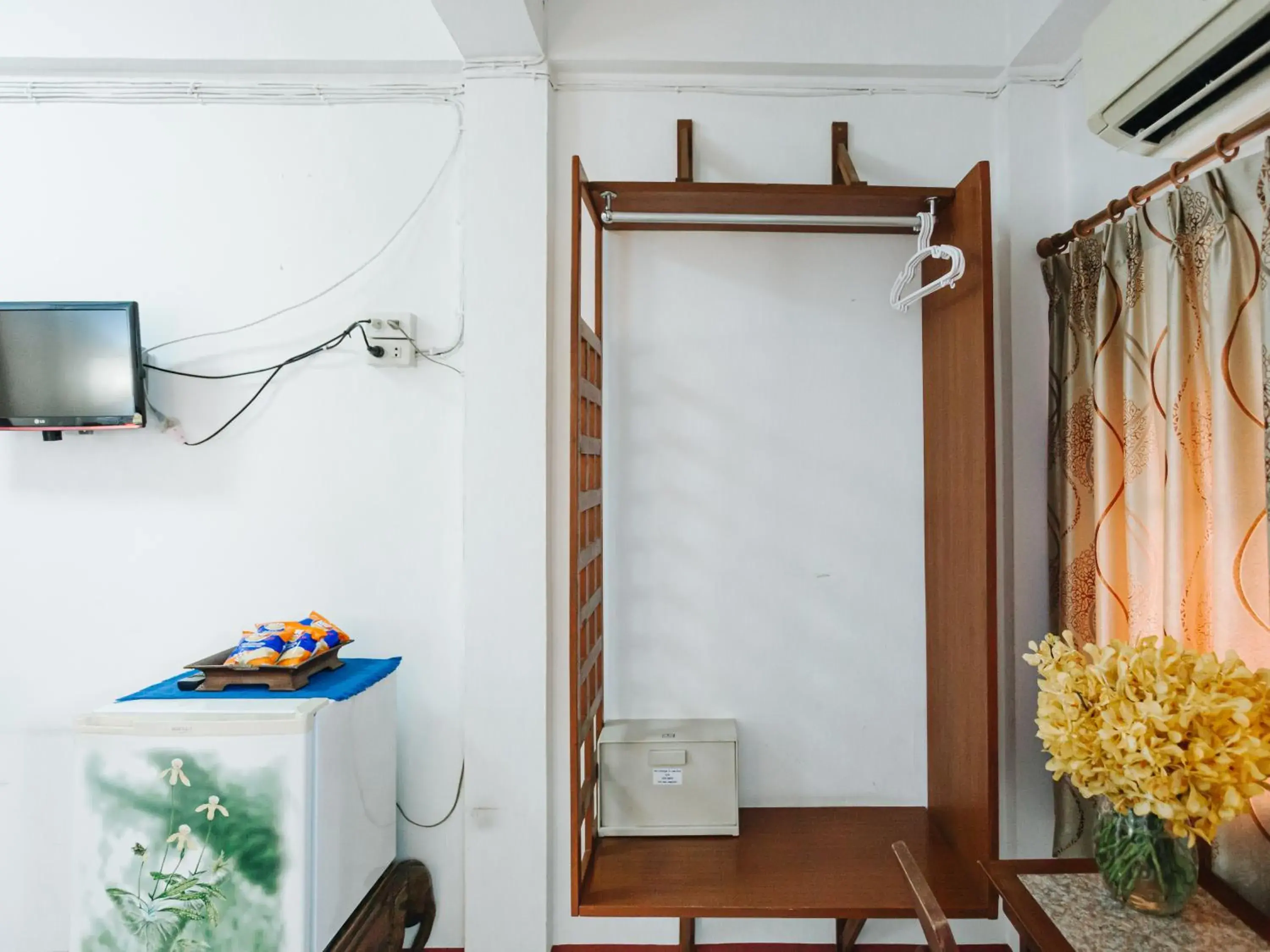 Bedroom, Bathroom in Rendezvous Oldtown Chiangmai (SHA Extra+) by ZUZU