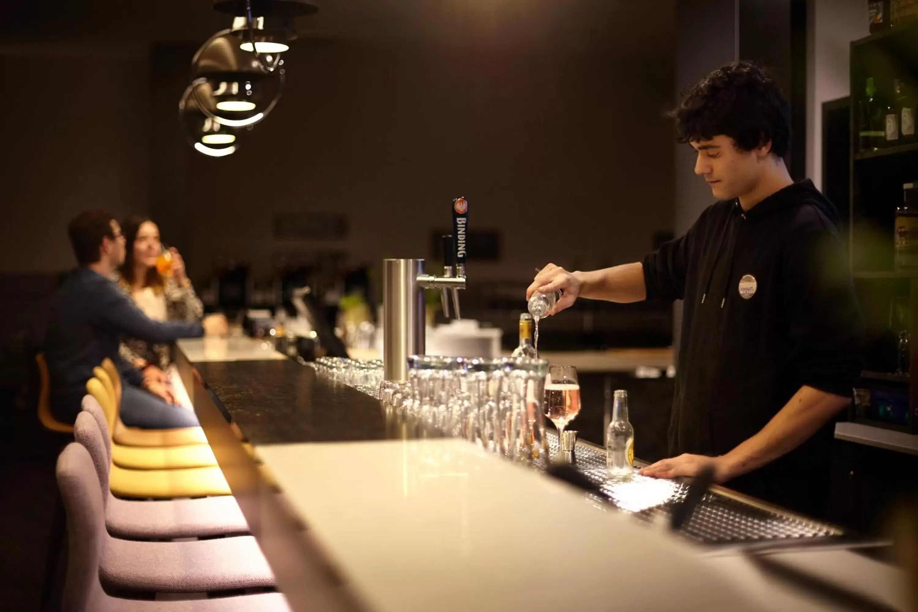 Lounge or bar in Holiday Inn - the niu, Air Frankfurt Messe by IHG Lounge or bar in Holiday Inn - the niu, Air Frankfurt Messe by IHG