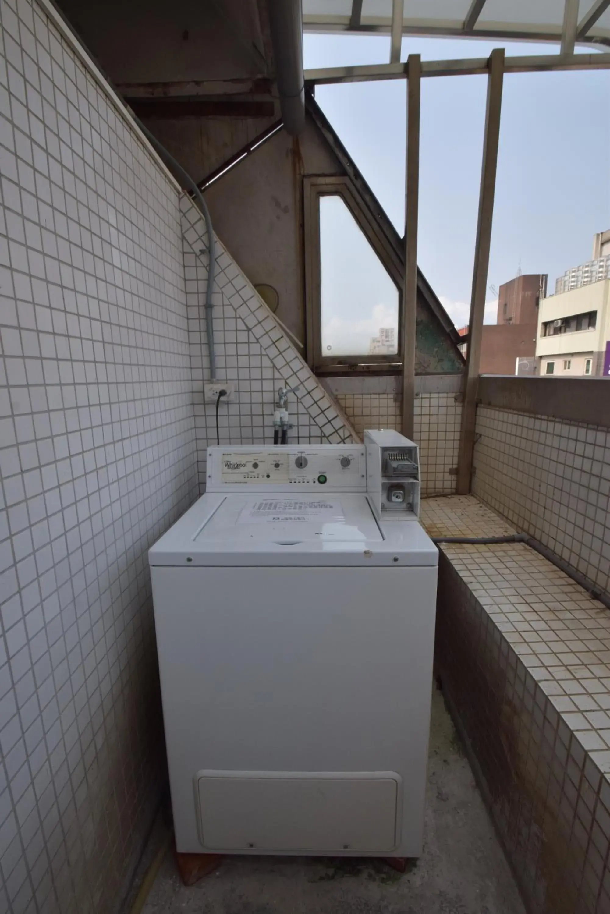 washing machine, Bathroom in Inn Cube Ximen