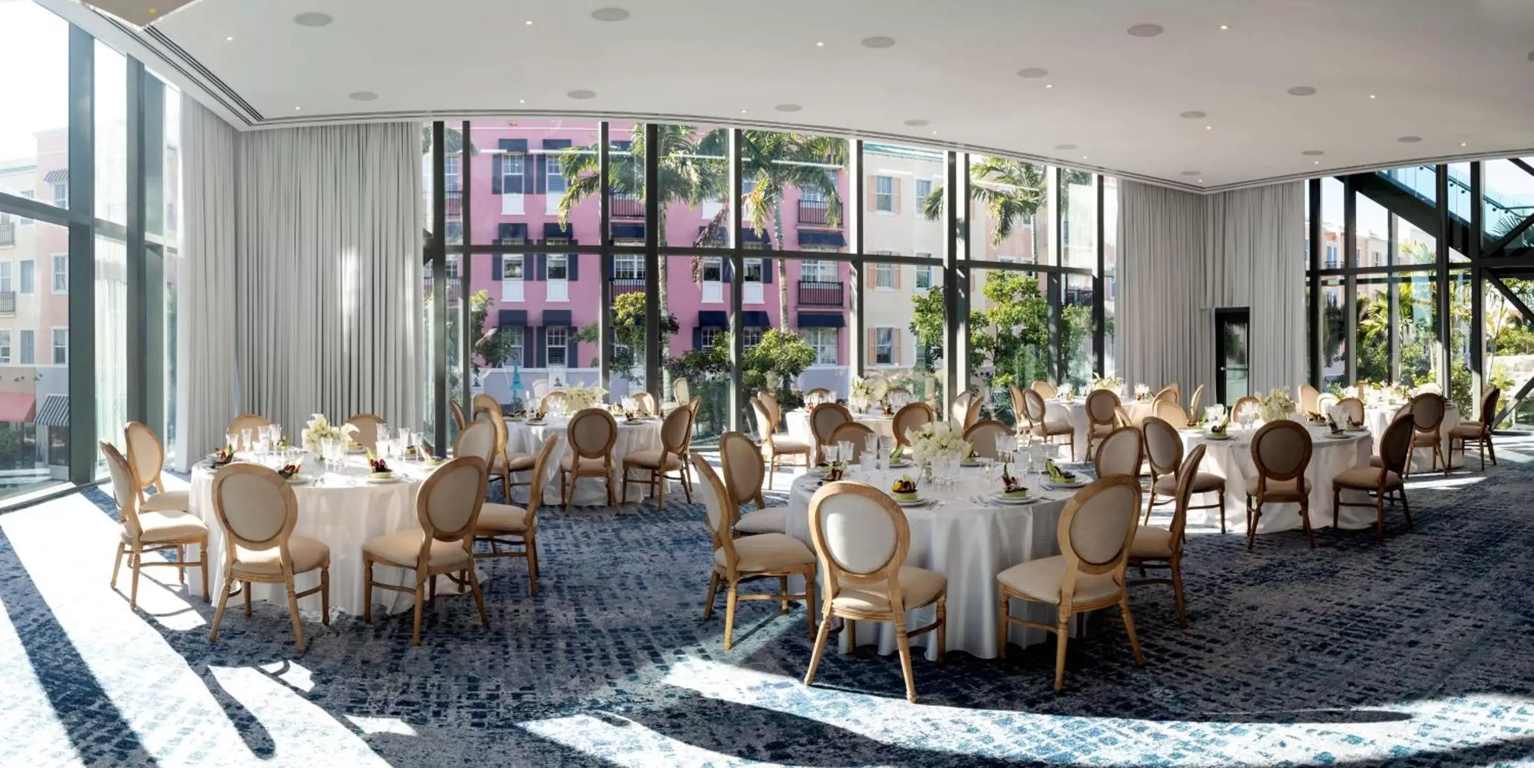 Meeting/conference room, Restaurant/Places to Eat in The Ray Hotel Delray Beach, Curio Collection By Hilton