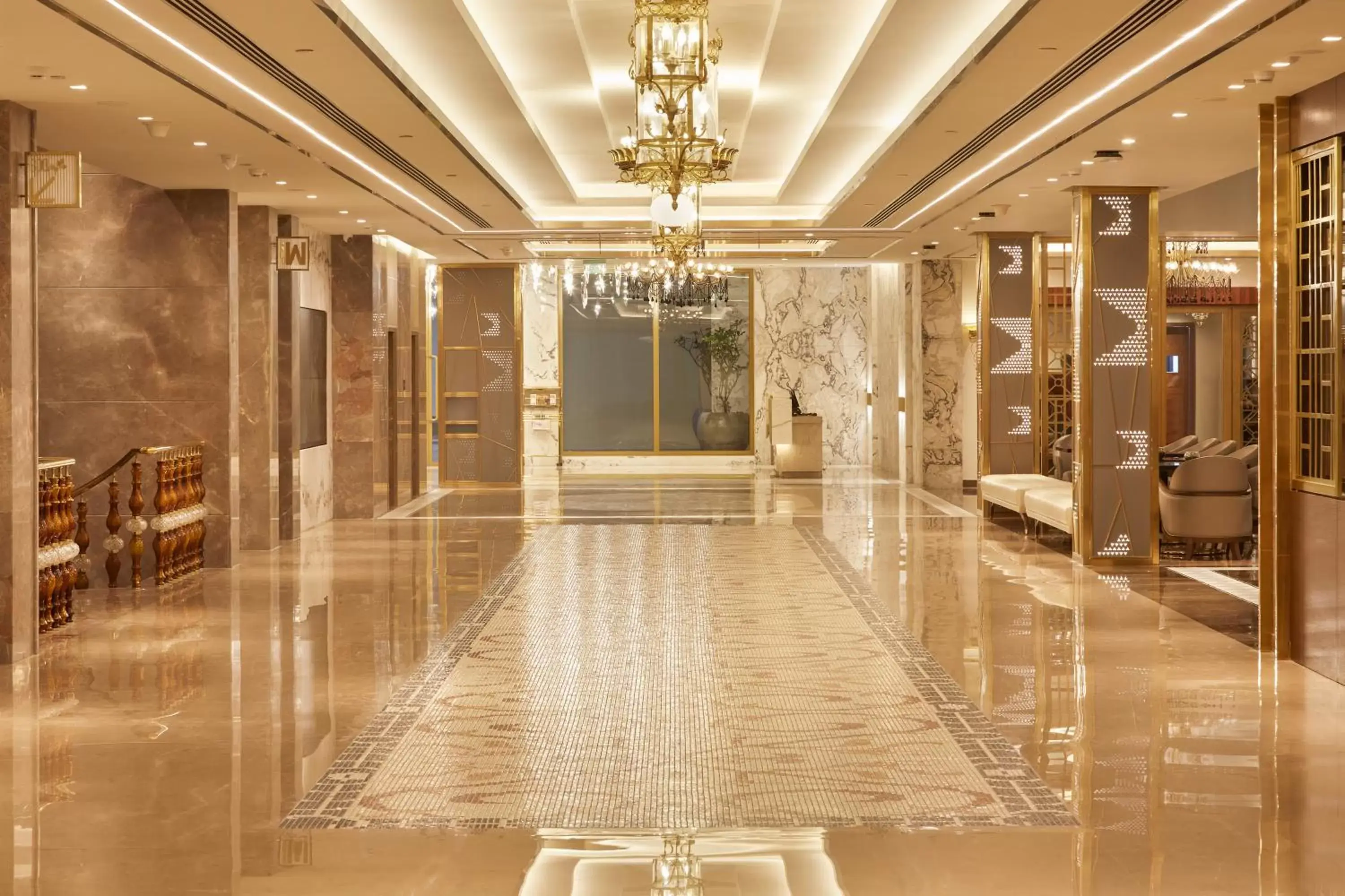 Lobby or reception in Radisson Blu Hotel & Suites GRT Chennai Lobby or reception in Radisson Blu Hotel & Suites GRT Chennai