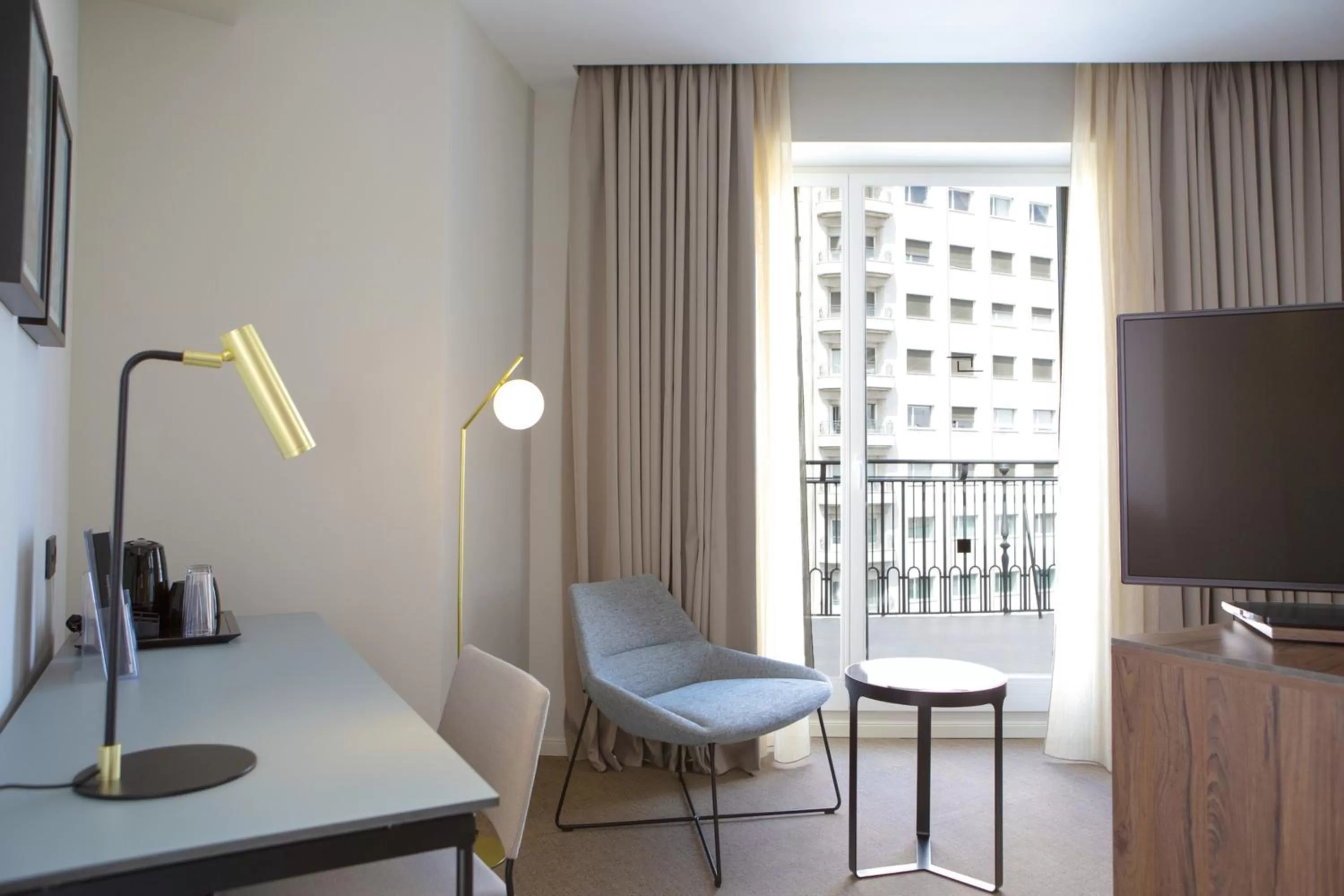 Seating area in Riu Plaza España