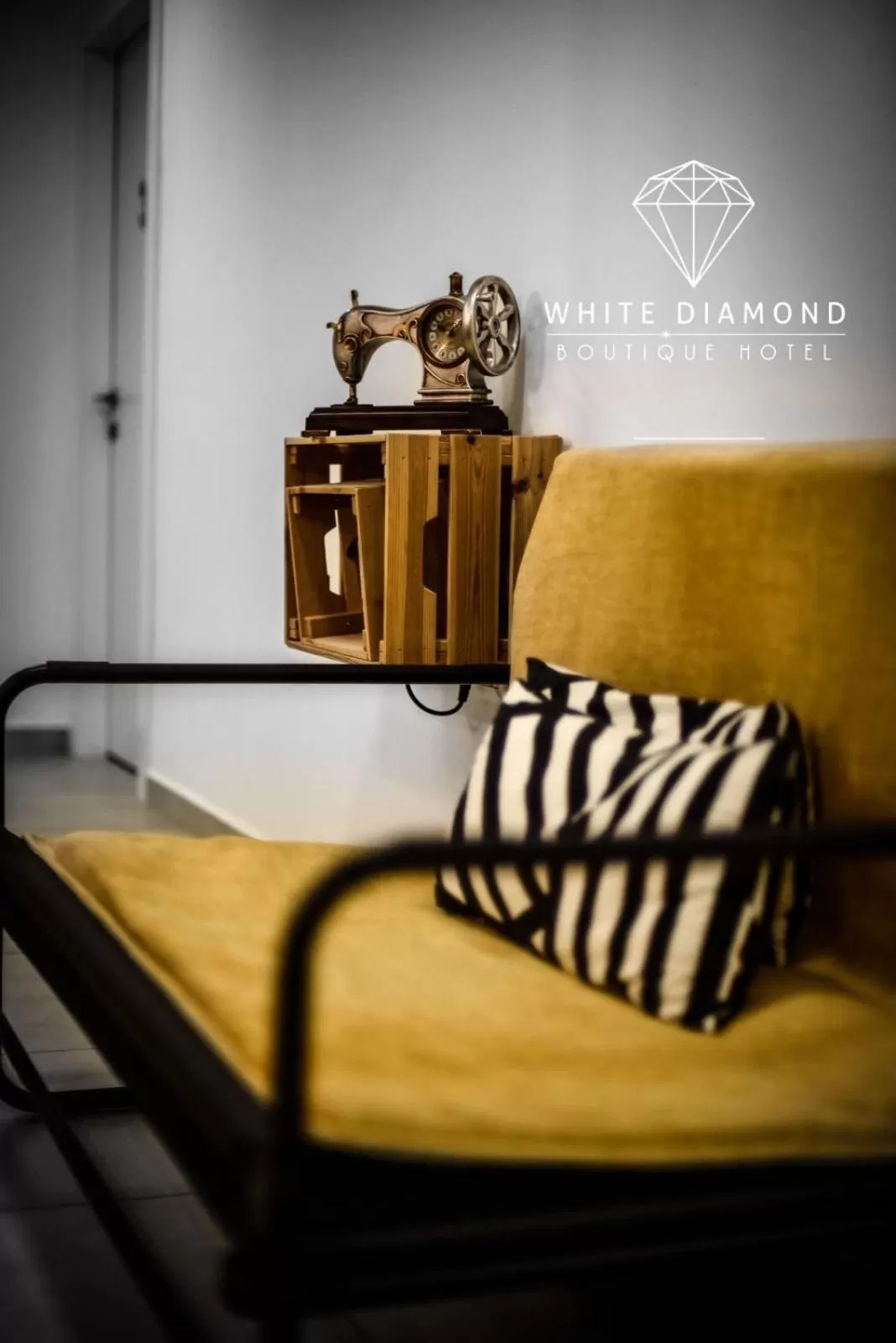 Bed in White Diamond