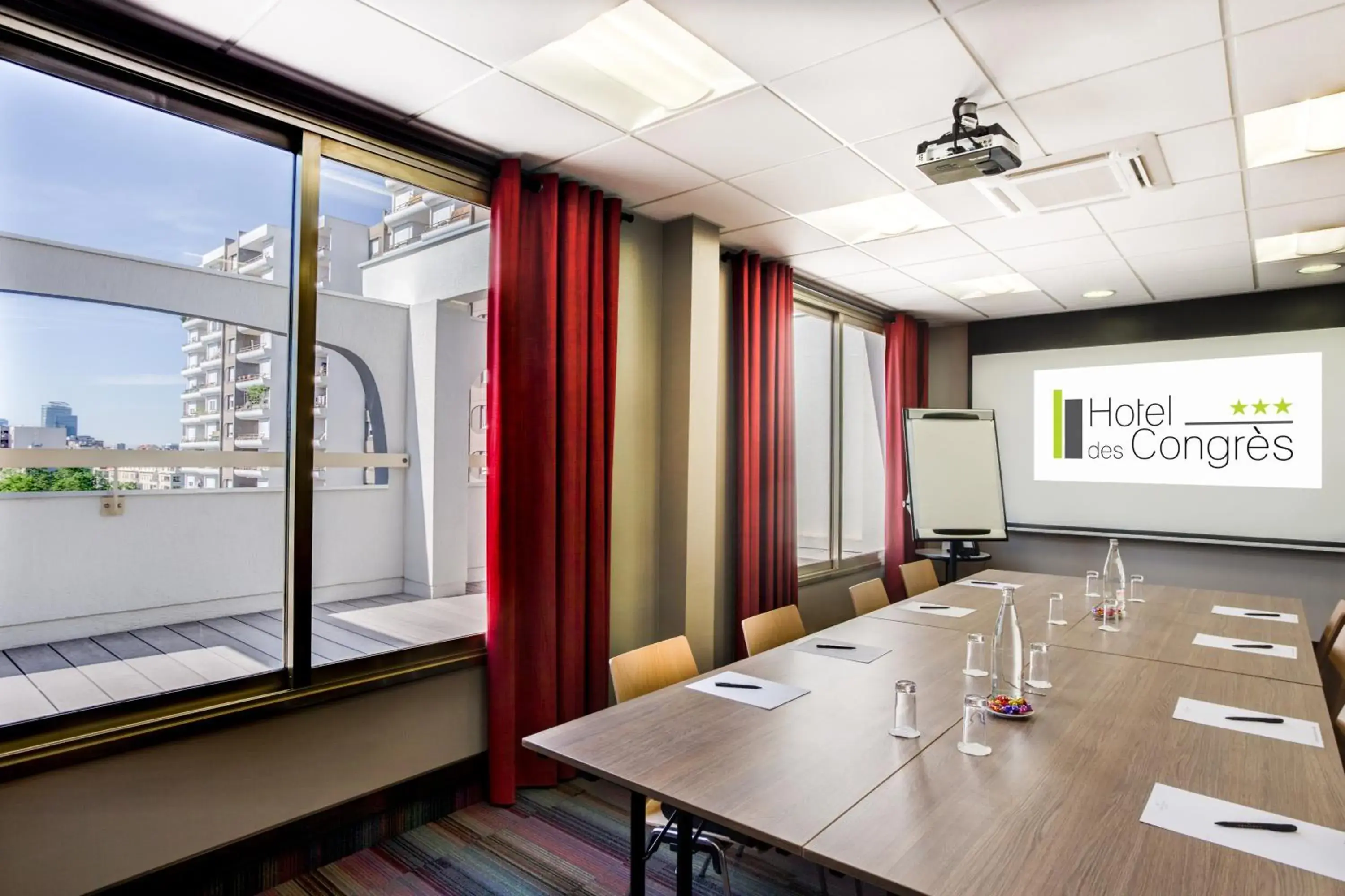 Meeting/conference room in Hotel des Congres