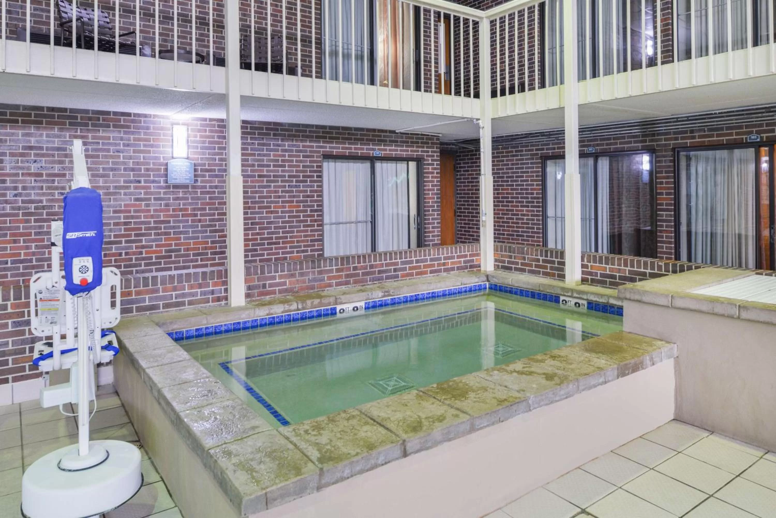 On site in Best Western Kelly Inn - Yankton