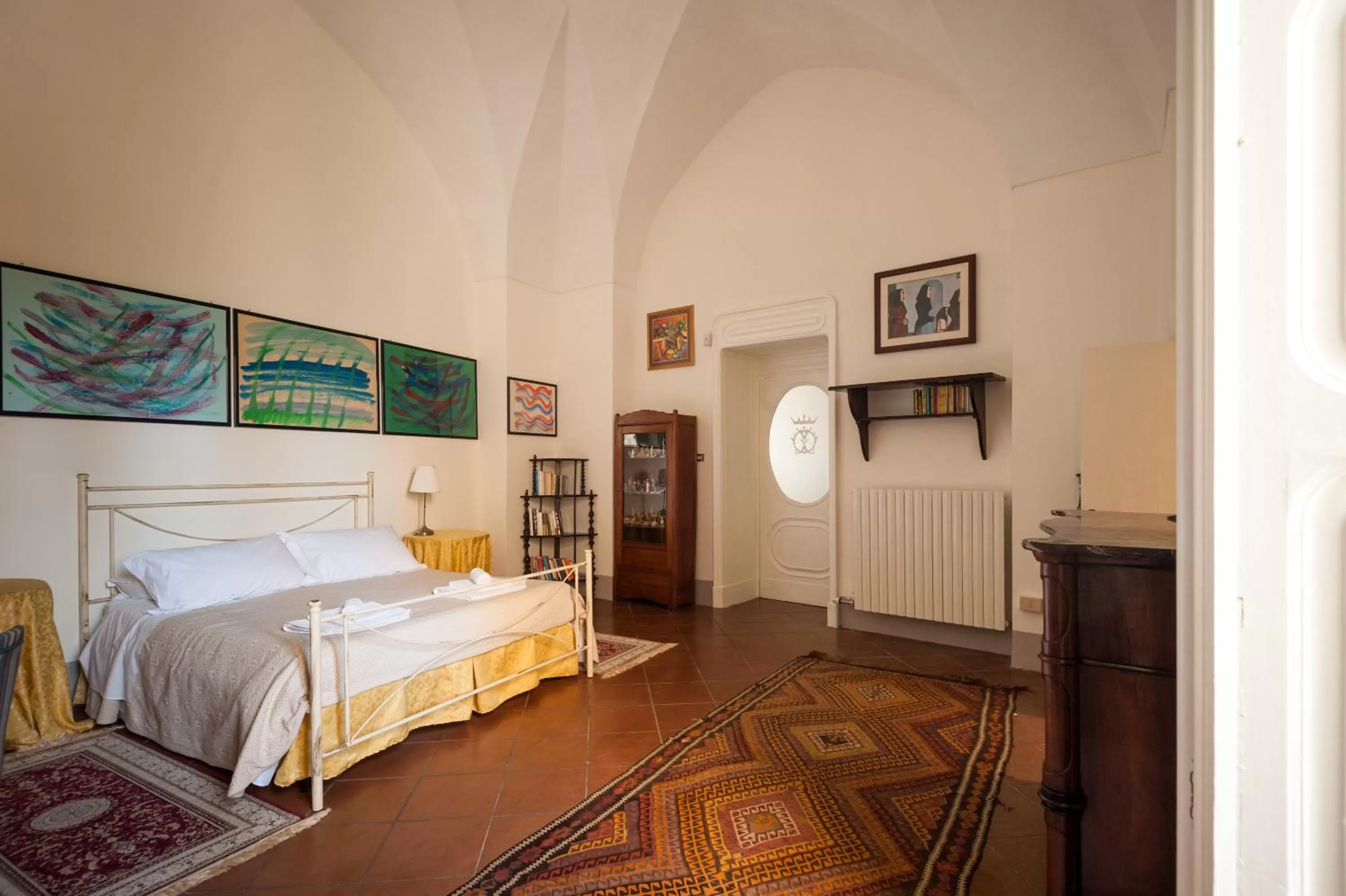 Photo of the whole room, Bed in Palazzo Bernardini Suites