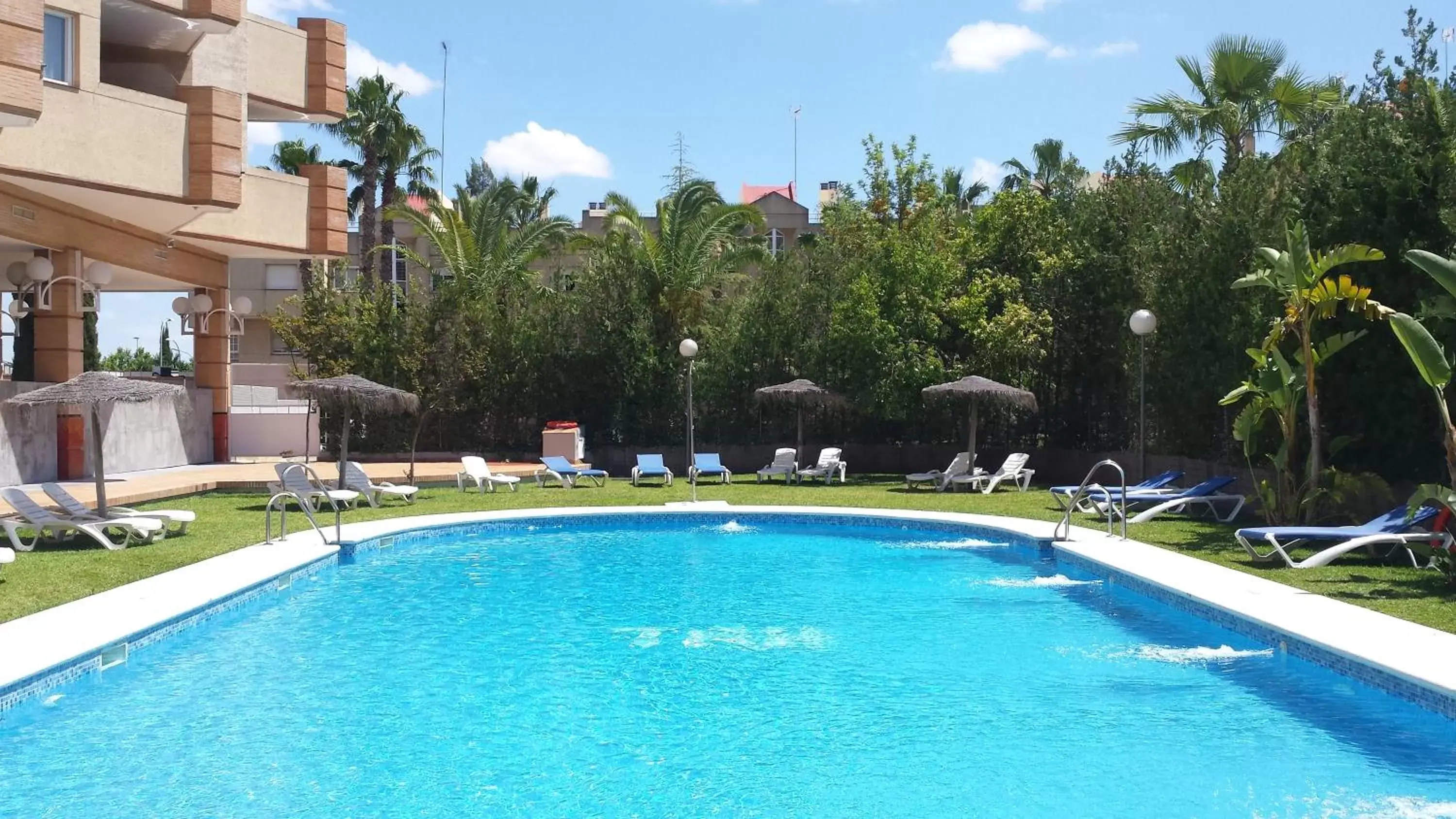 Swimming Pool in Hotel TRH La Motilla