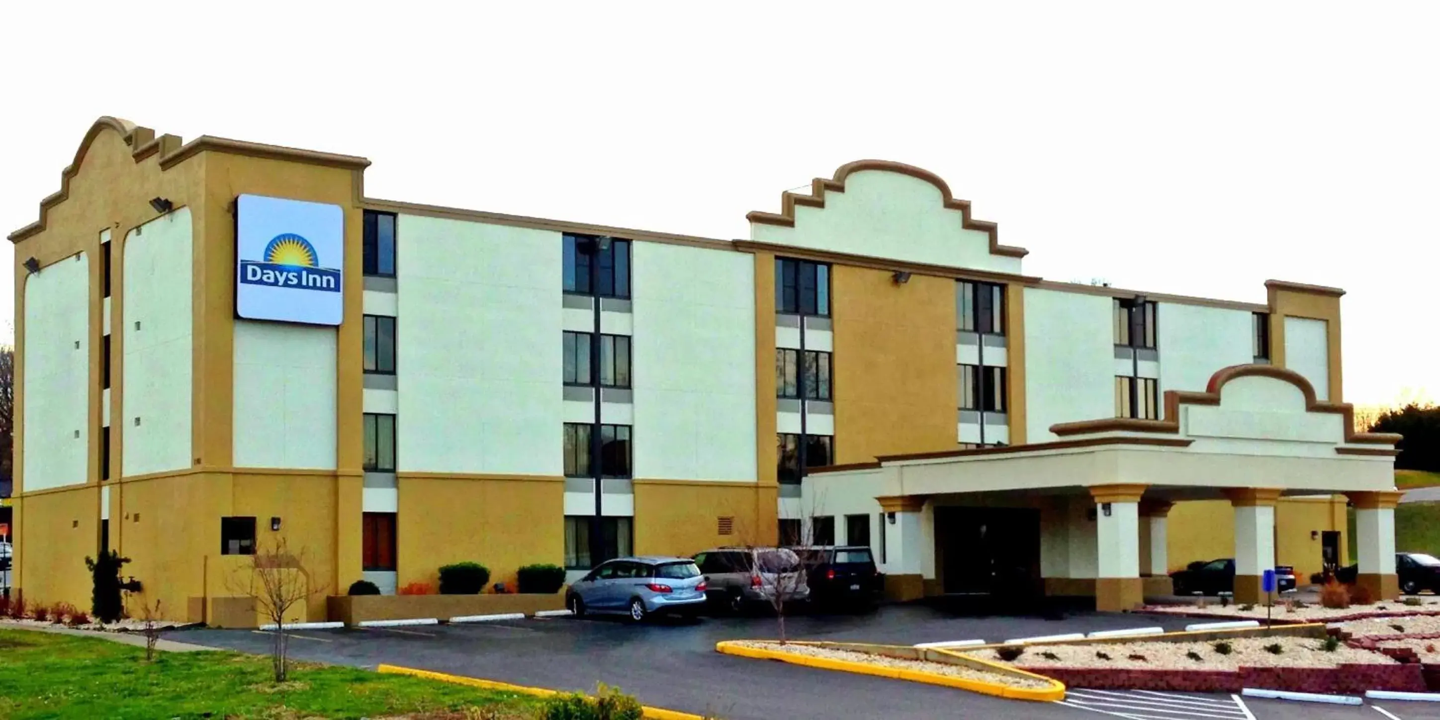 Facade/entrance, Property Building in Days Inn by Wyndham Hagerstown