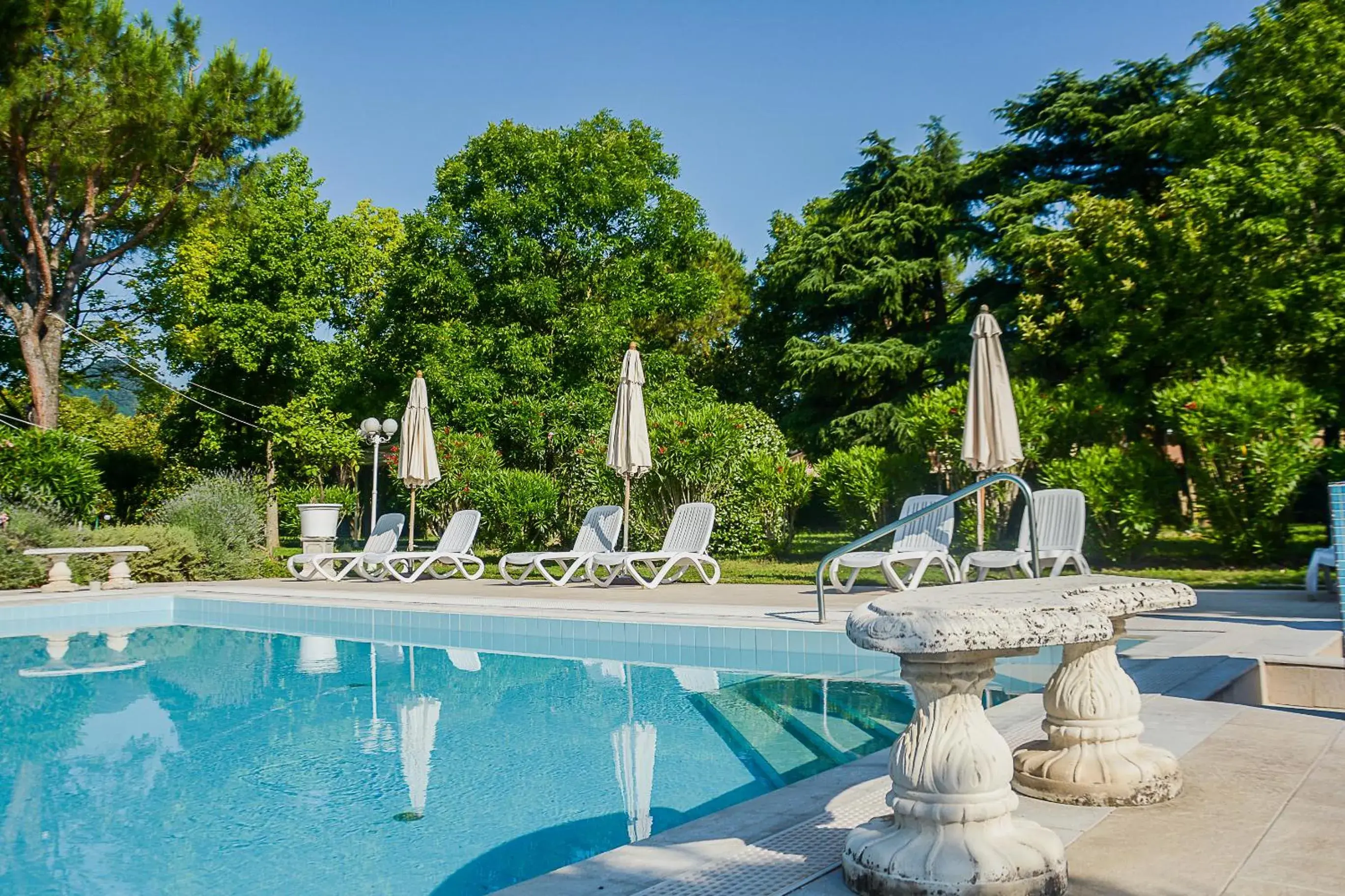 Garden, Swimming Pool in Bellavista Terme Resort & Spa