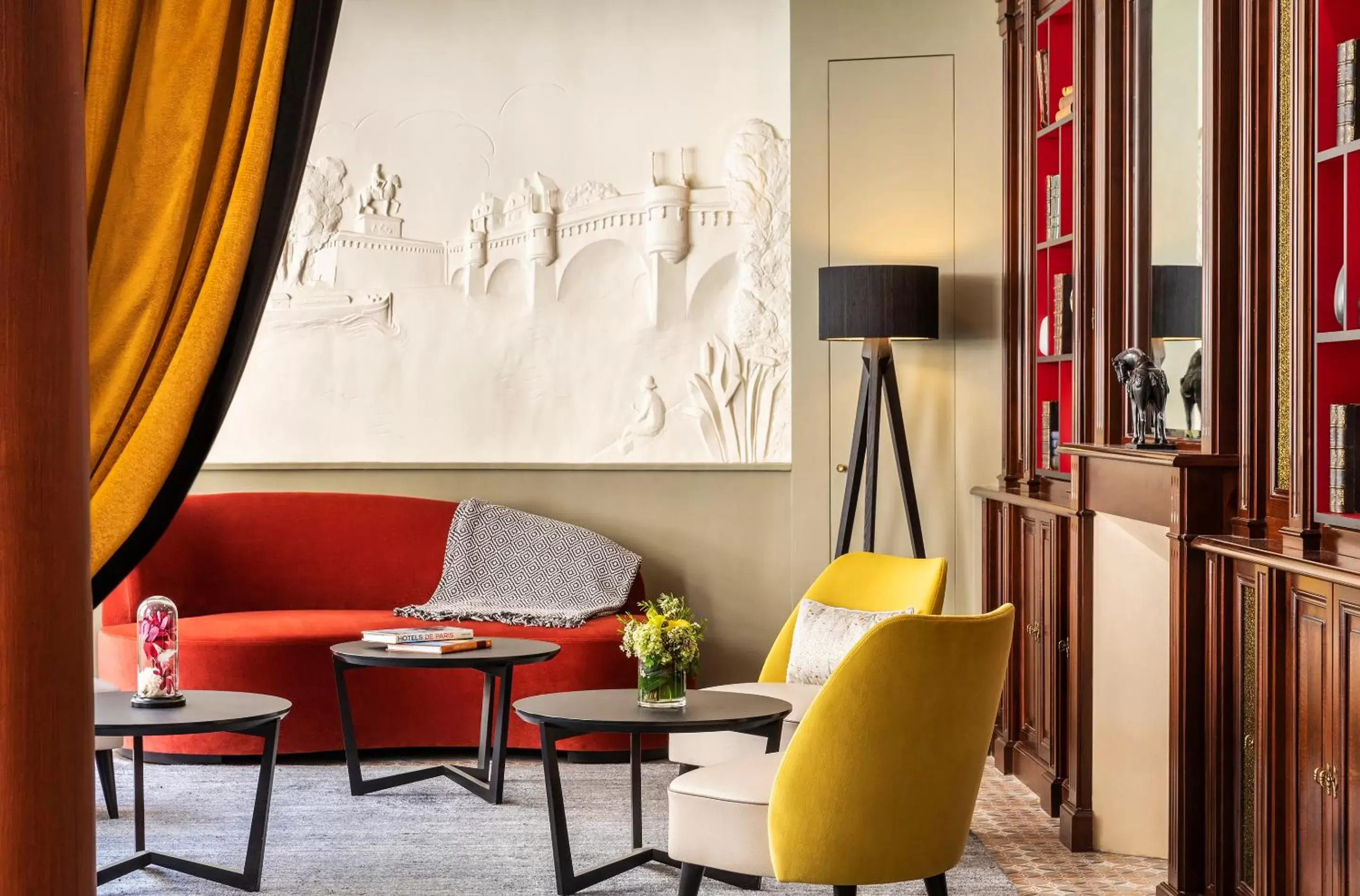 Living room, Seating Area in Hotel Ducs de Bourgogne