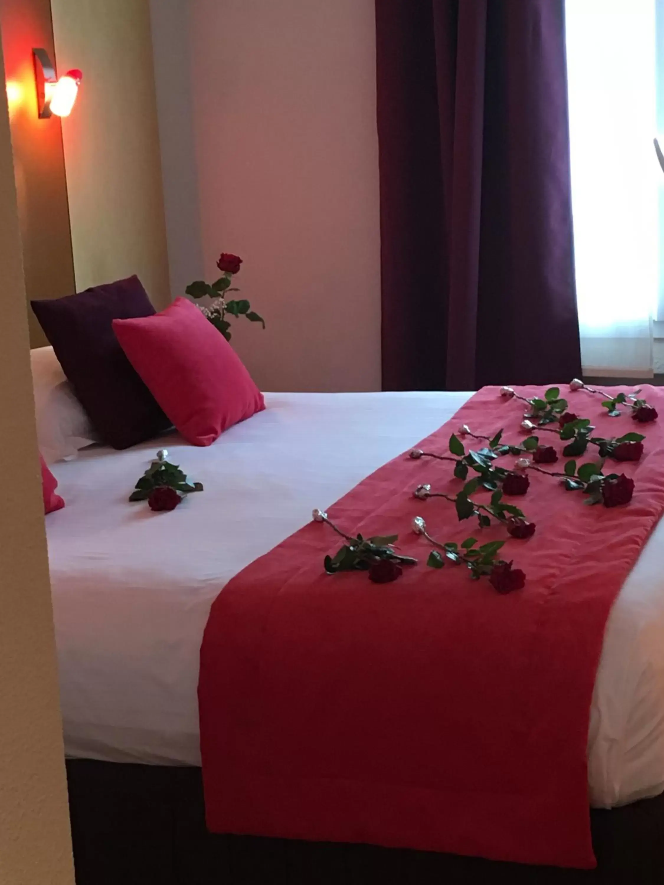 Bedroom, Room Photo in Best Western Le Vinci Loire Valley
