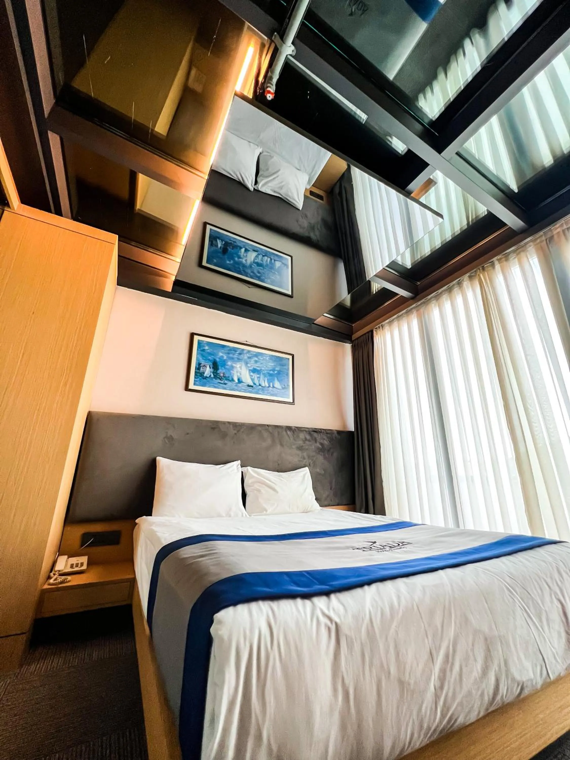 Massage, Bed in Triada Hotel Karaköy