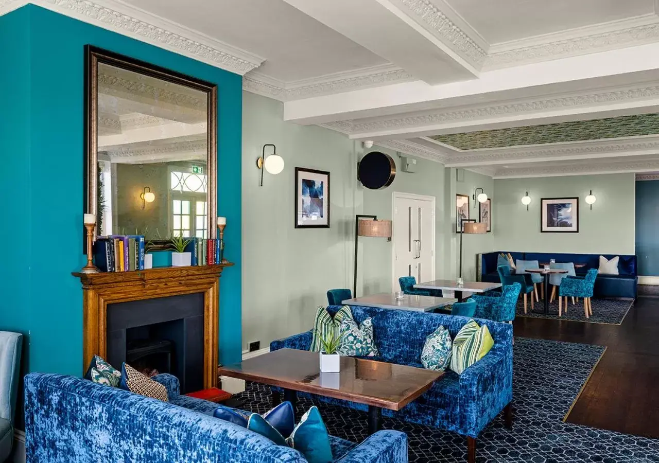 Lounge or bar, Seating Area in Kingscliff Hotel