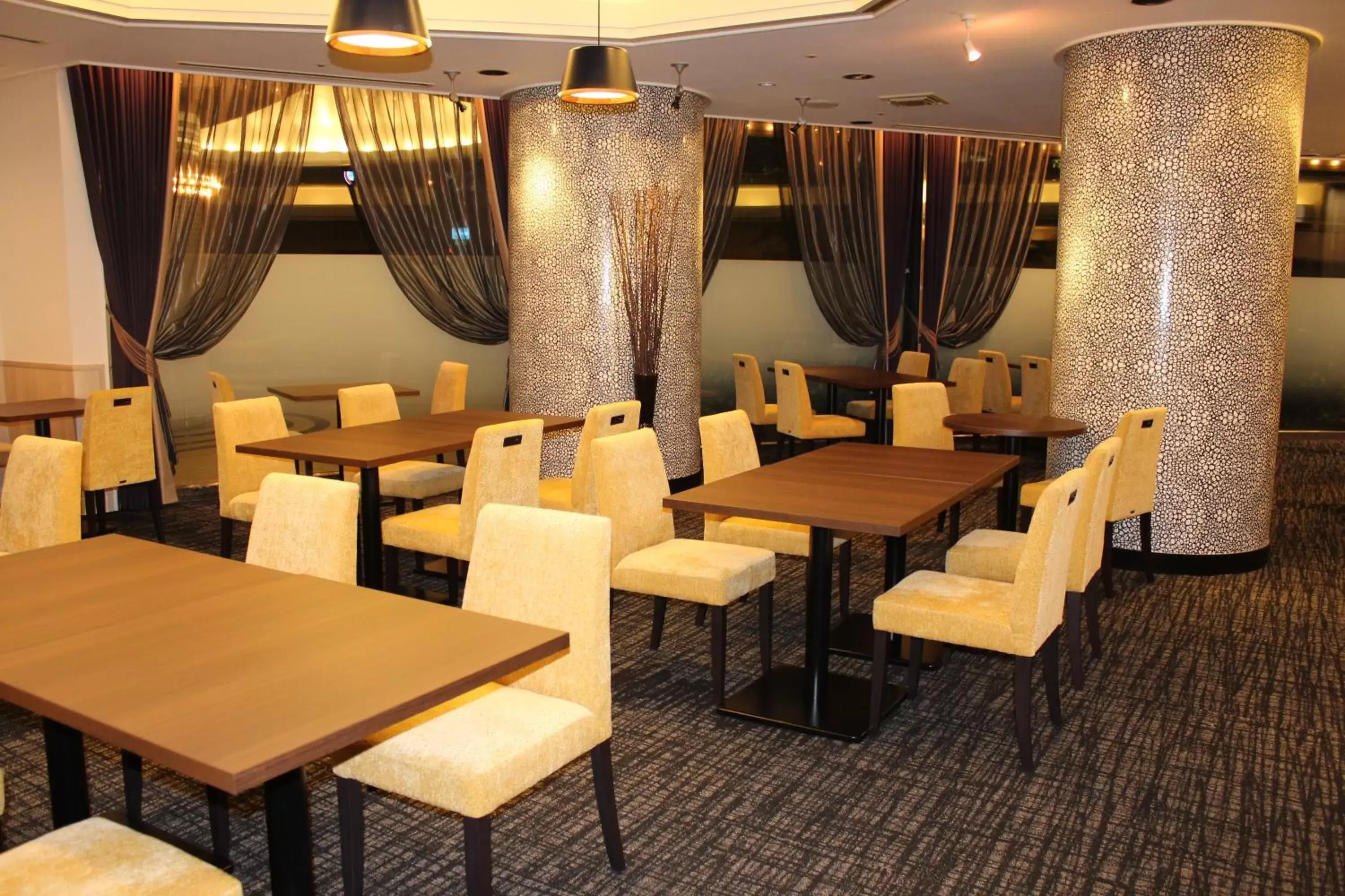 Restaurant/places to eat in Shin Osaka Washington Hotel Plaza Restaurant/places to eat in Shin Osaka Washington Hotel Plaza