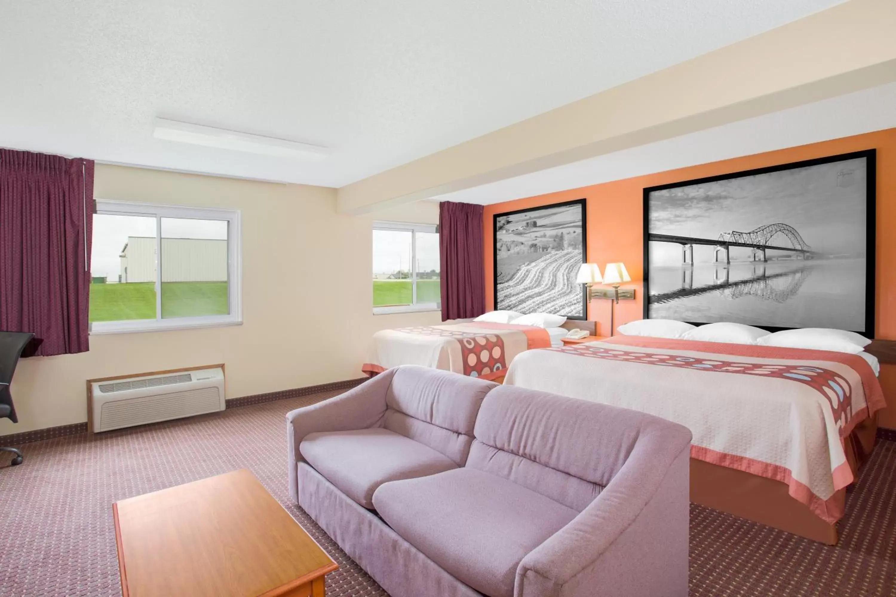 Photo of the whole room in Super 8 by Wyndham Waverly