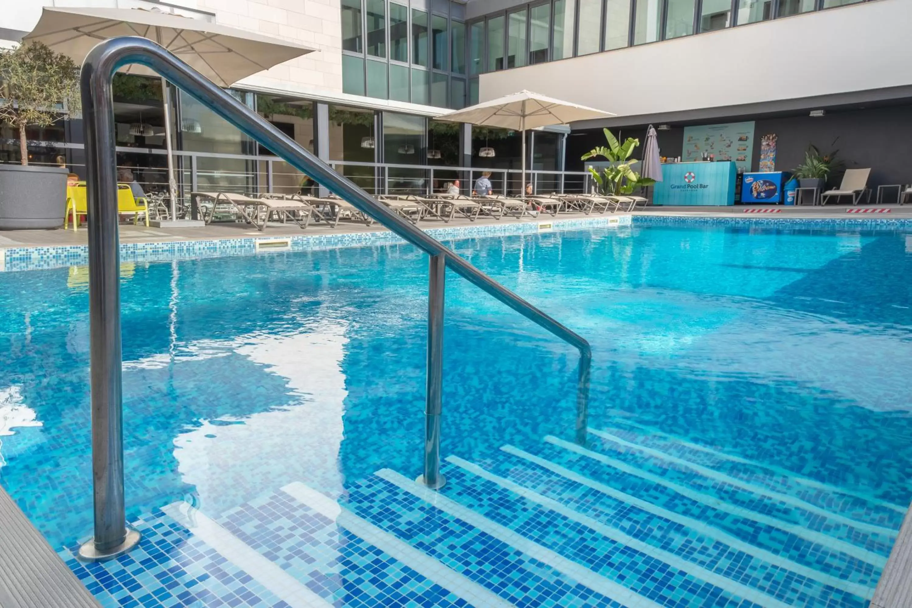 Swimming Pool in RR Hotel da Rocha