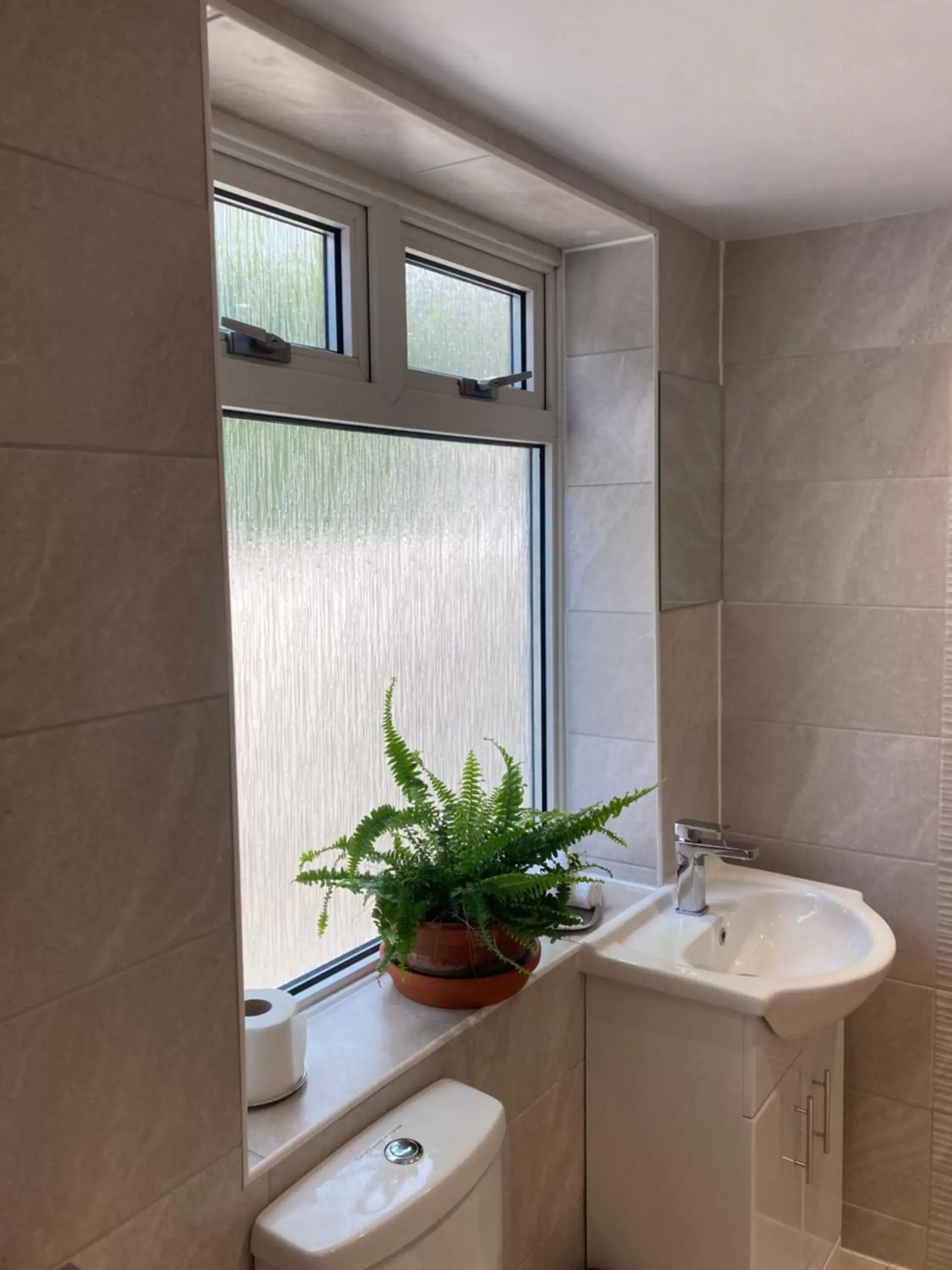 Bathroom in Newell Bistro and Rooms