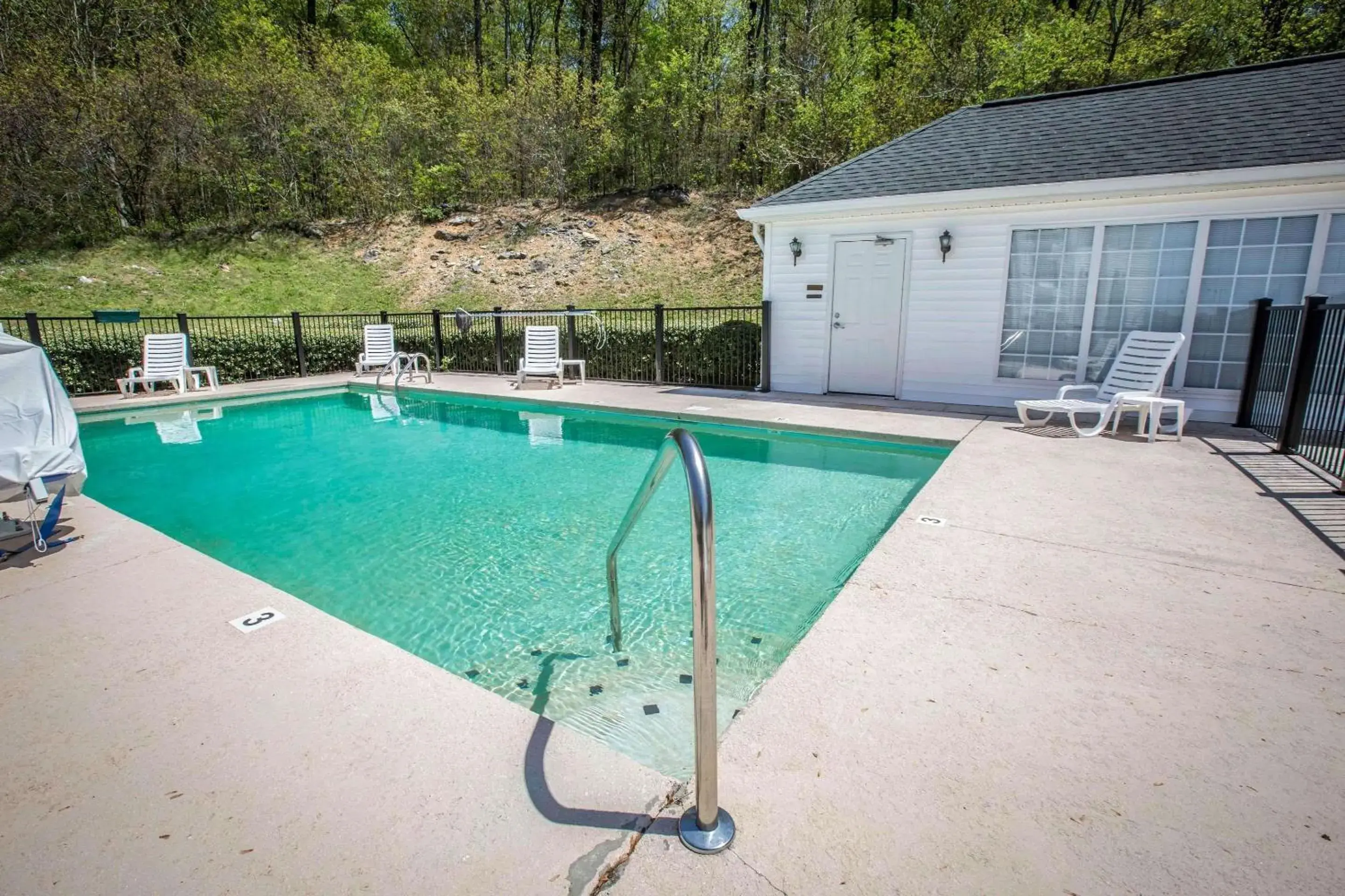 On site, Swimming Pool in Quality Inn Greeneville