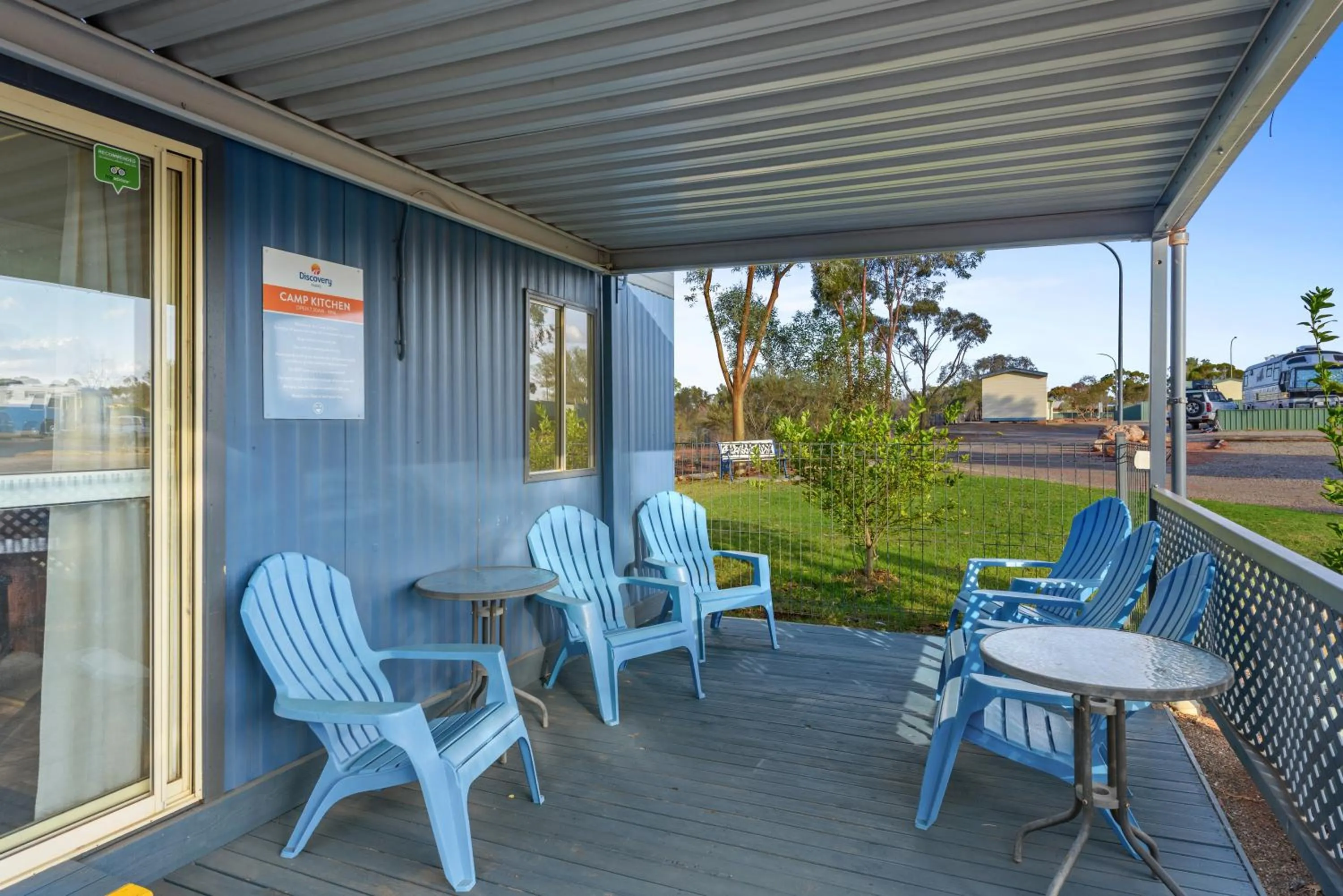 Communal kitchen in Discovery Parks - Roxby Downs