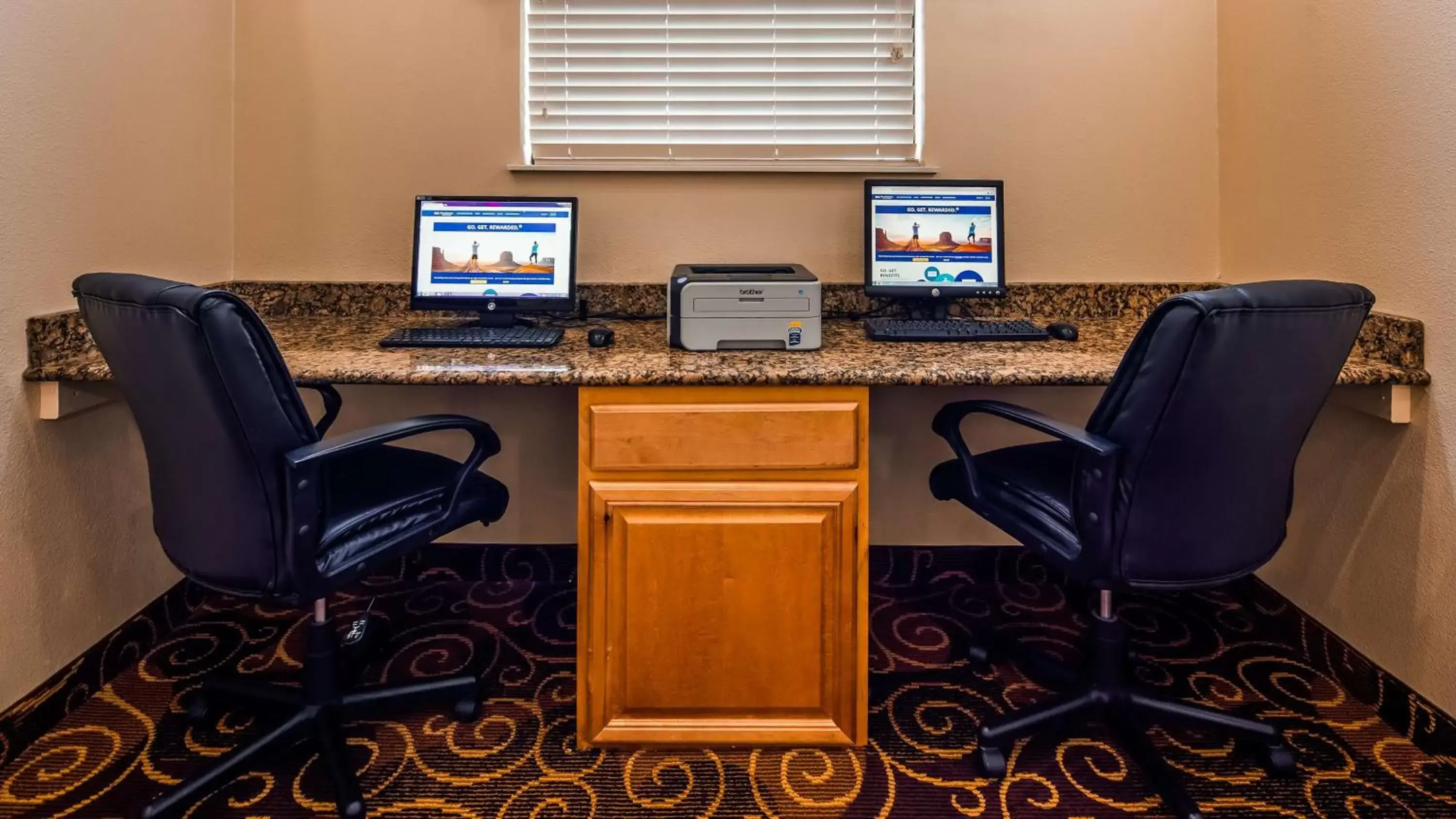 On site, Business Area/Conference Room in Best Western Northwest Inn