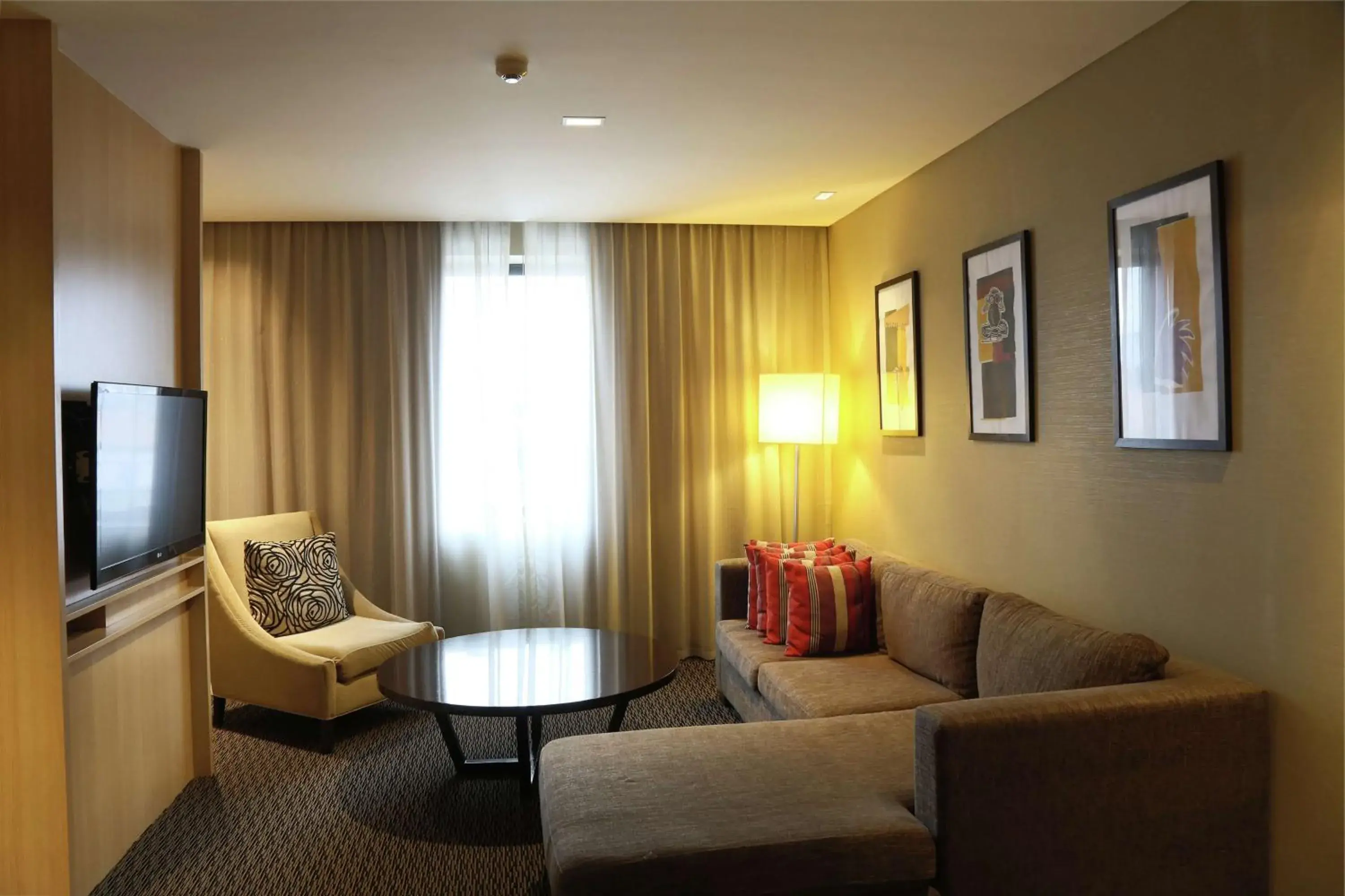Bedroom, Seating Area in Hilton Garden Inn Tucuman