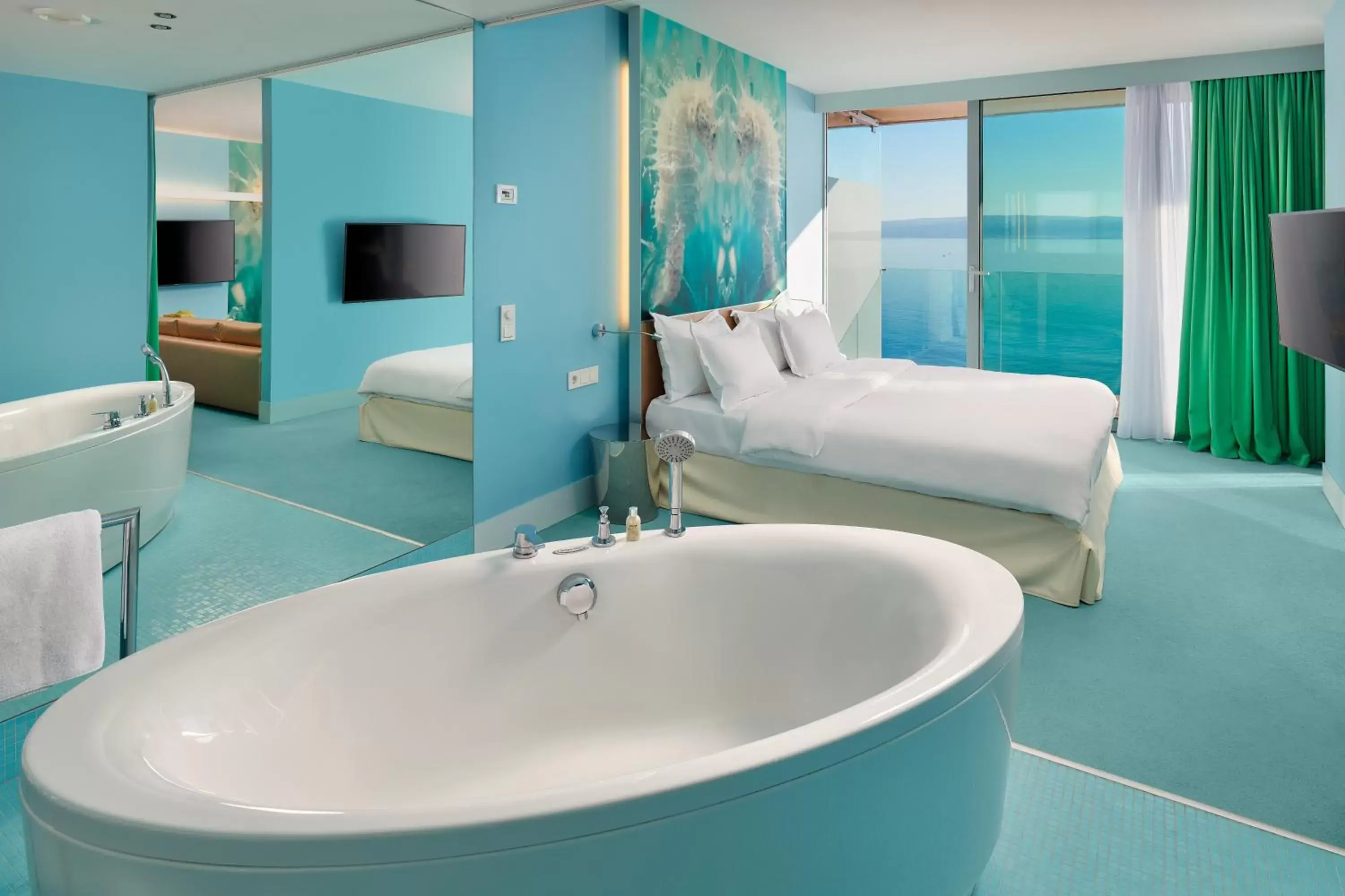 Bed, Bathroom in Radisson Blu Resort & Spa