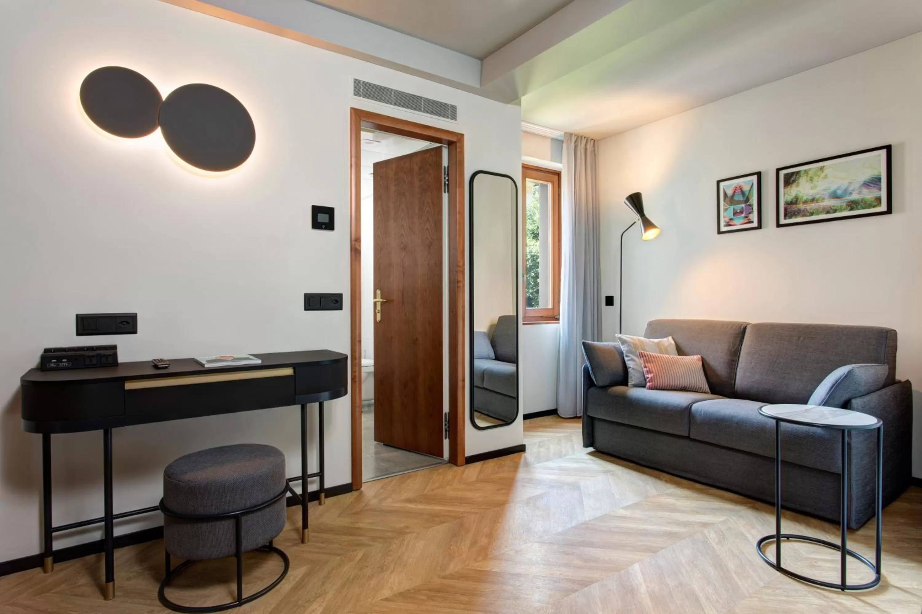 Decorative detail in LUGANODANTE Boutique & Lifestyle Hotel