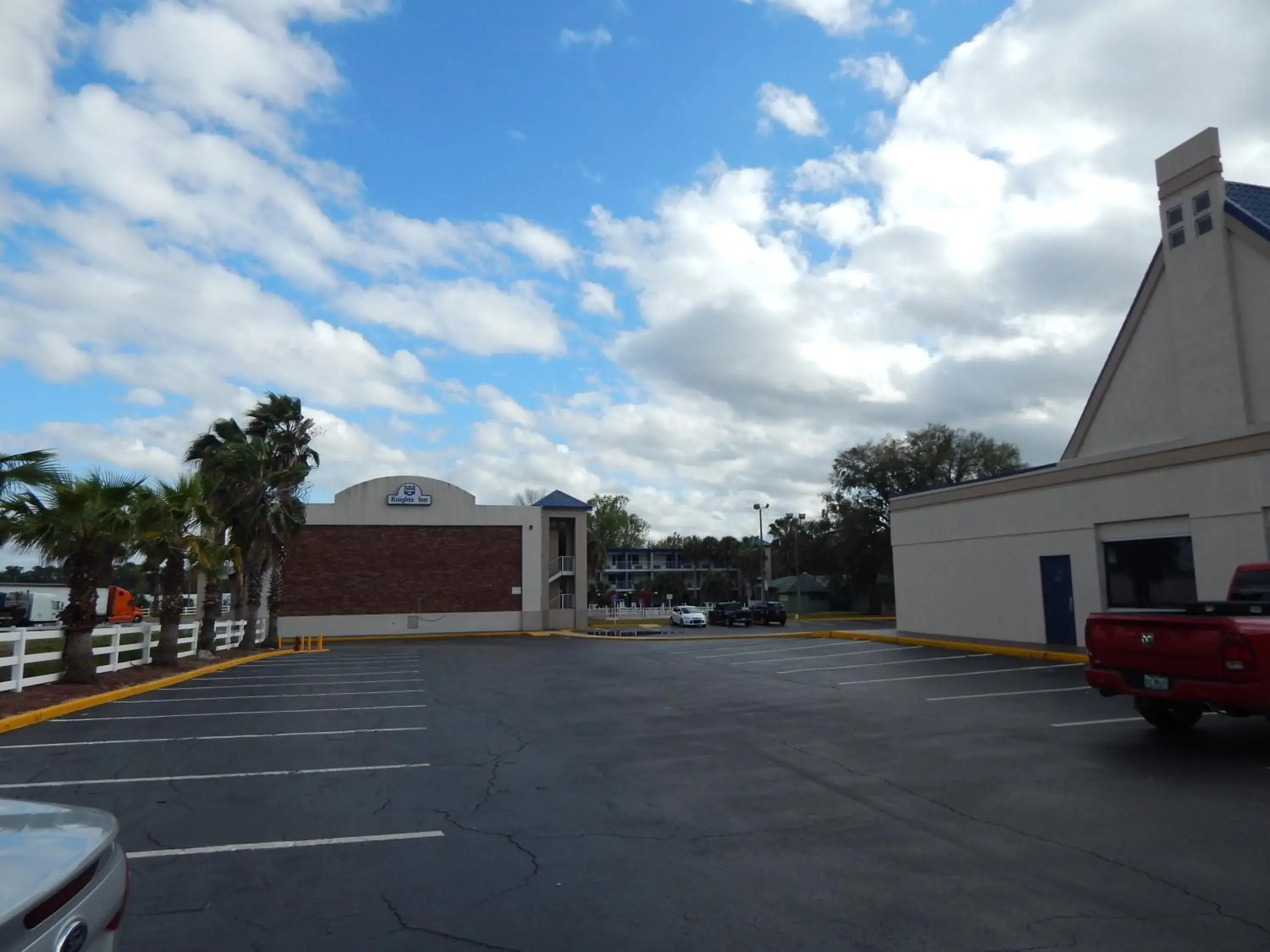 Facade/entrance, Property Building in Knights Inn - Plant City