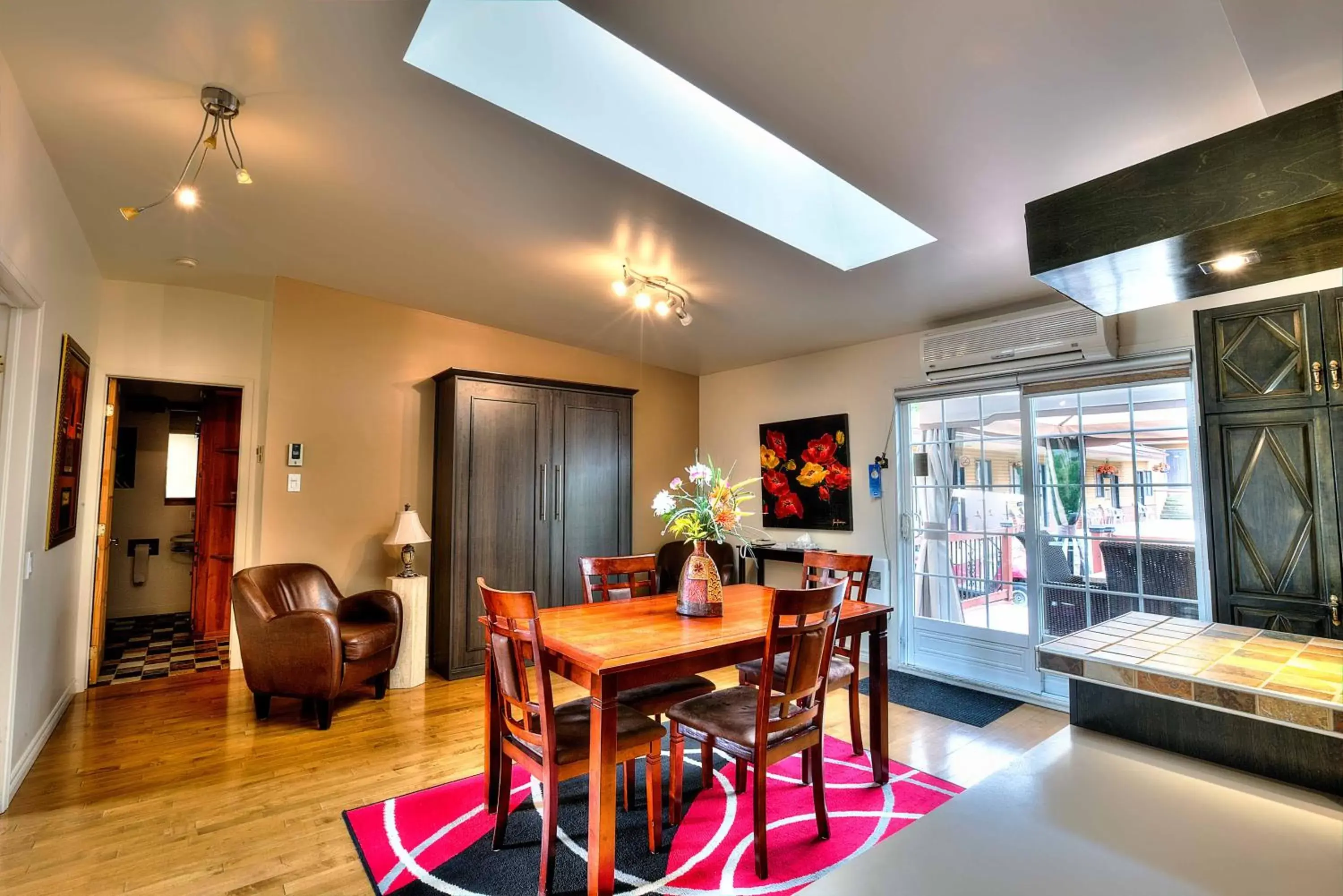 Dining Area in Motel et Camping Etchemin