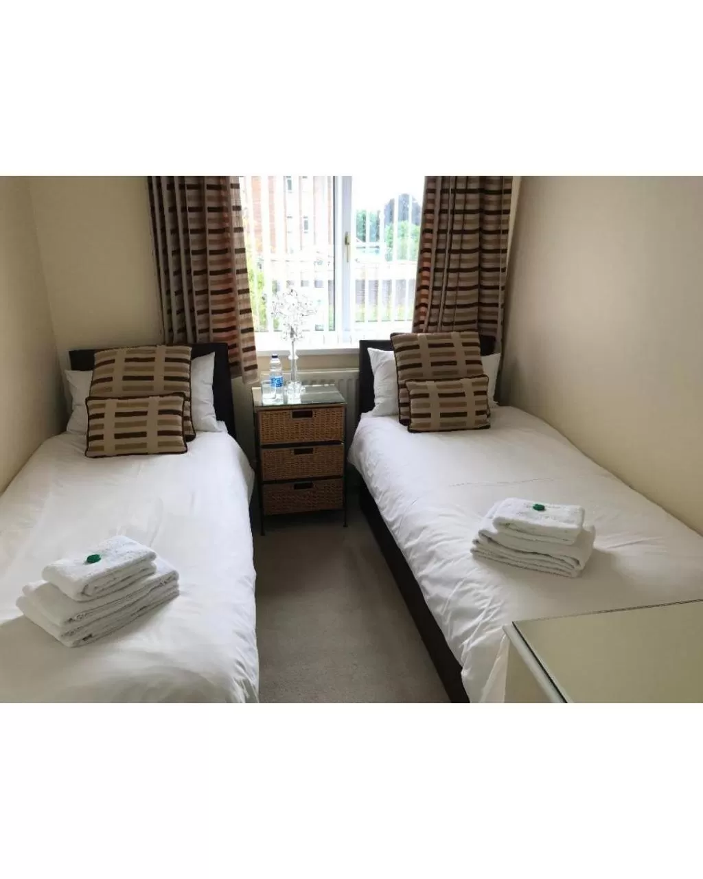 Bedroom, Bed in 31 Queens Road