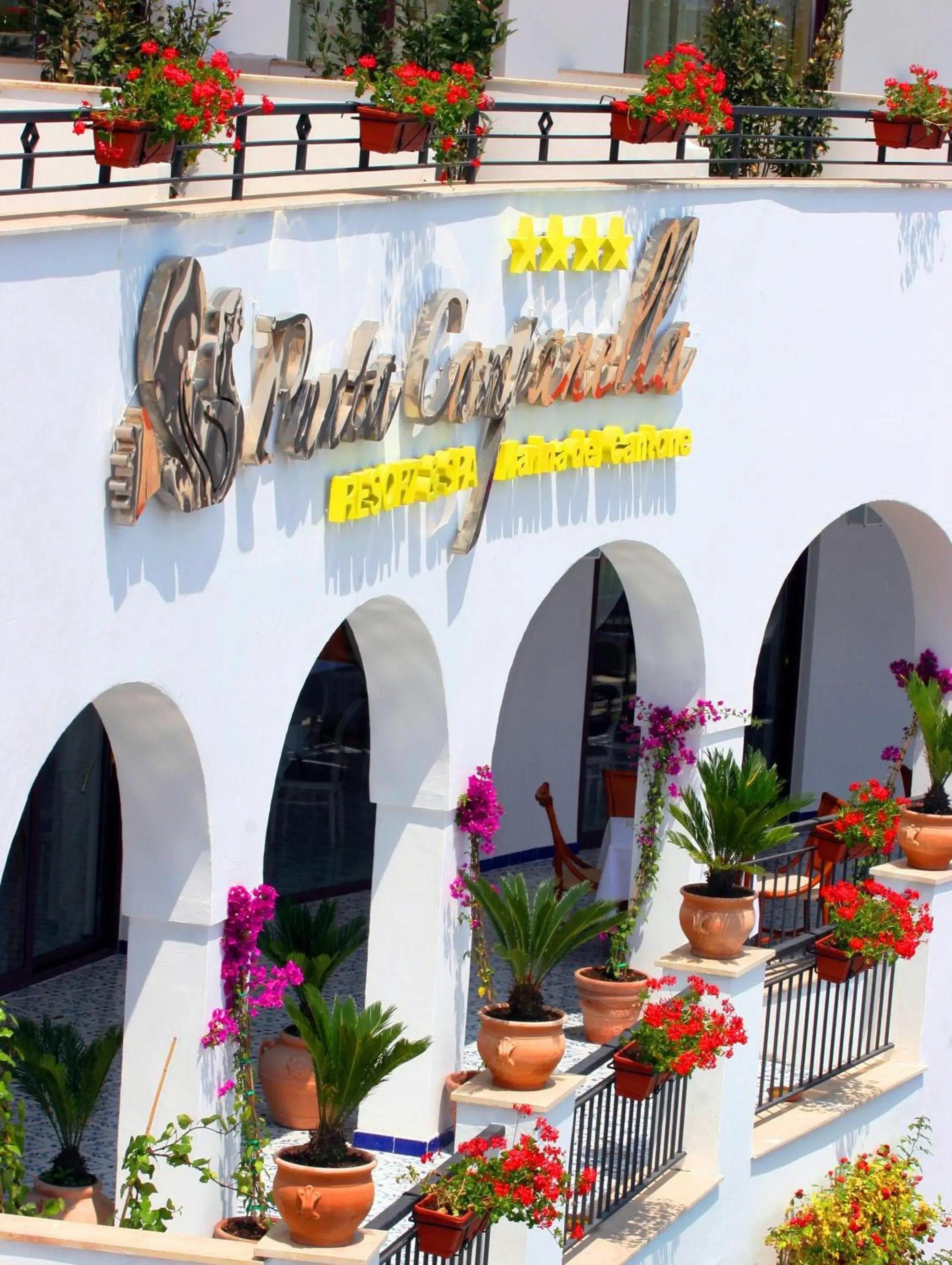 Facade/entrance in Punta Campanella Resort & Spa