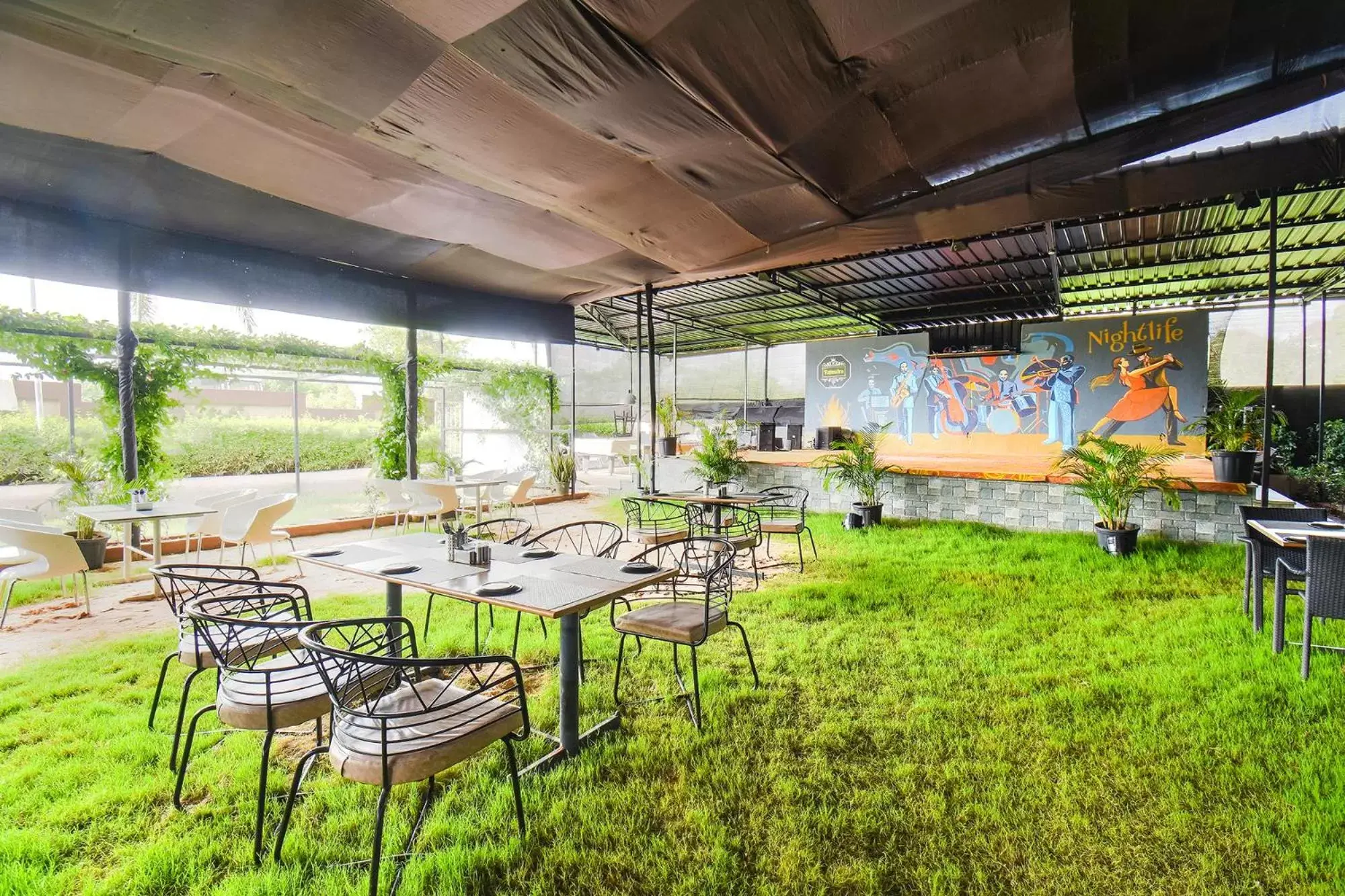 Restaurant/Places to Eat in FabHotel Prime Rajmudra Restaurant/Places to Eat in FabHotel Prime Rajmudra