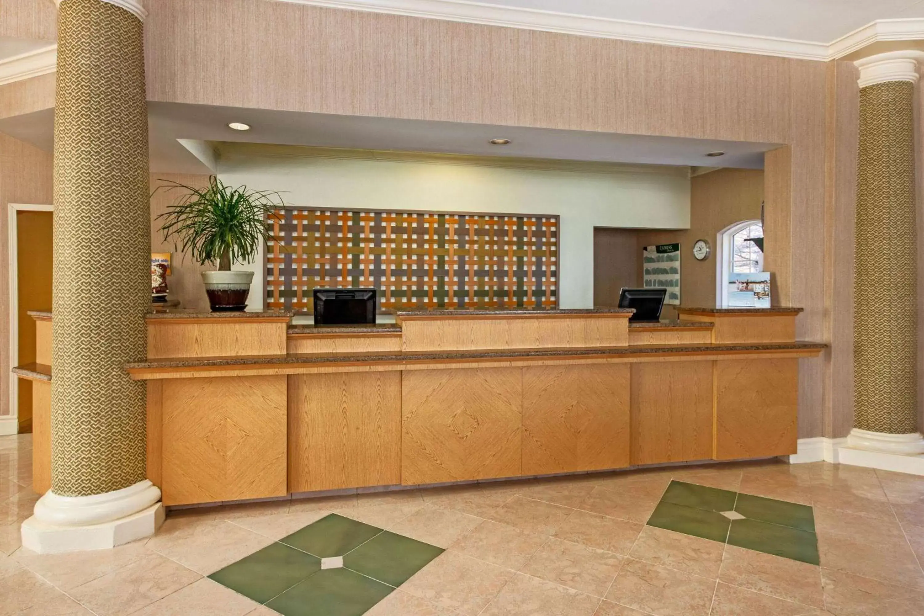 Lobby or reception, Lobby/Reception in La Quinta by Wyndham Albuquerque West